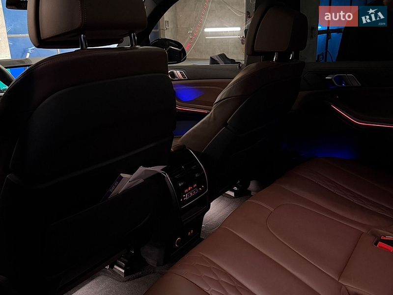 Внедорожник / Кроссовер BMW X5 2024 в Киеве