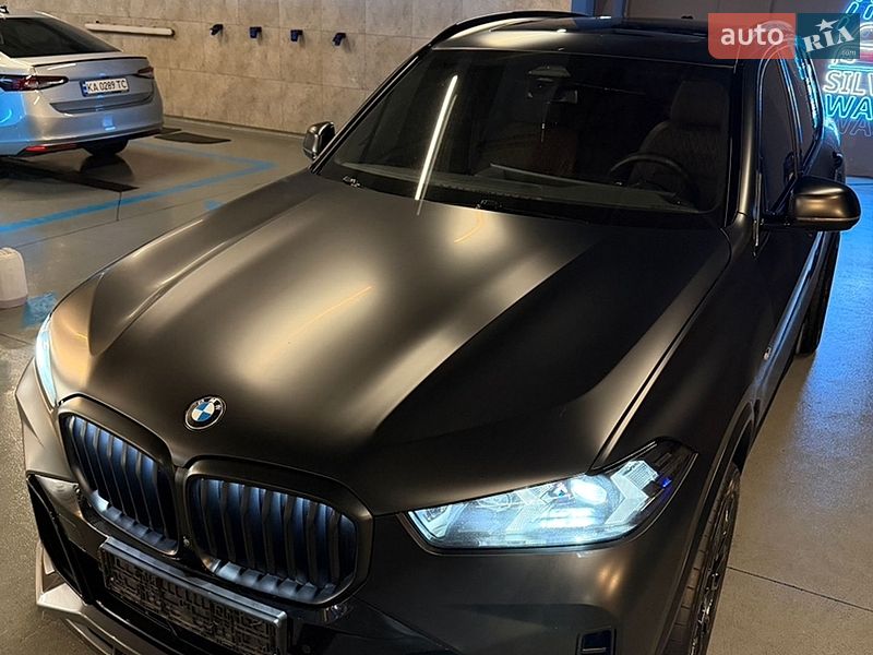 Внедорожник / Кроссовер BMW X5 2024 в Киеве