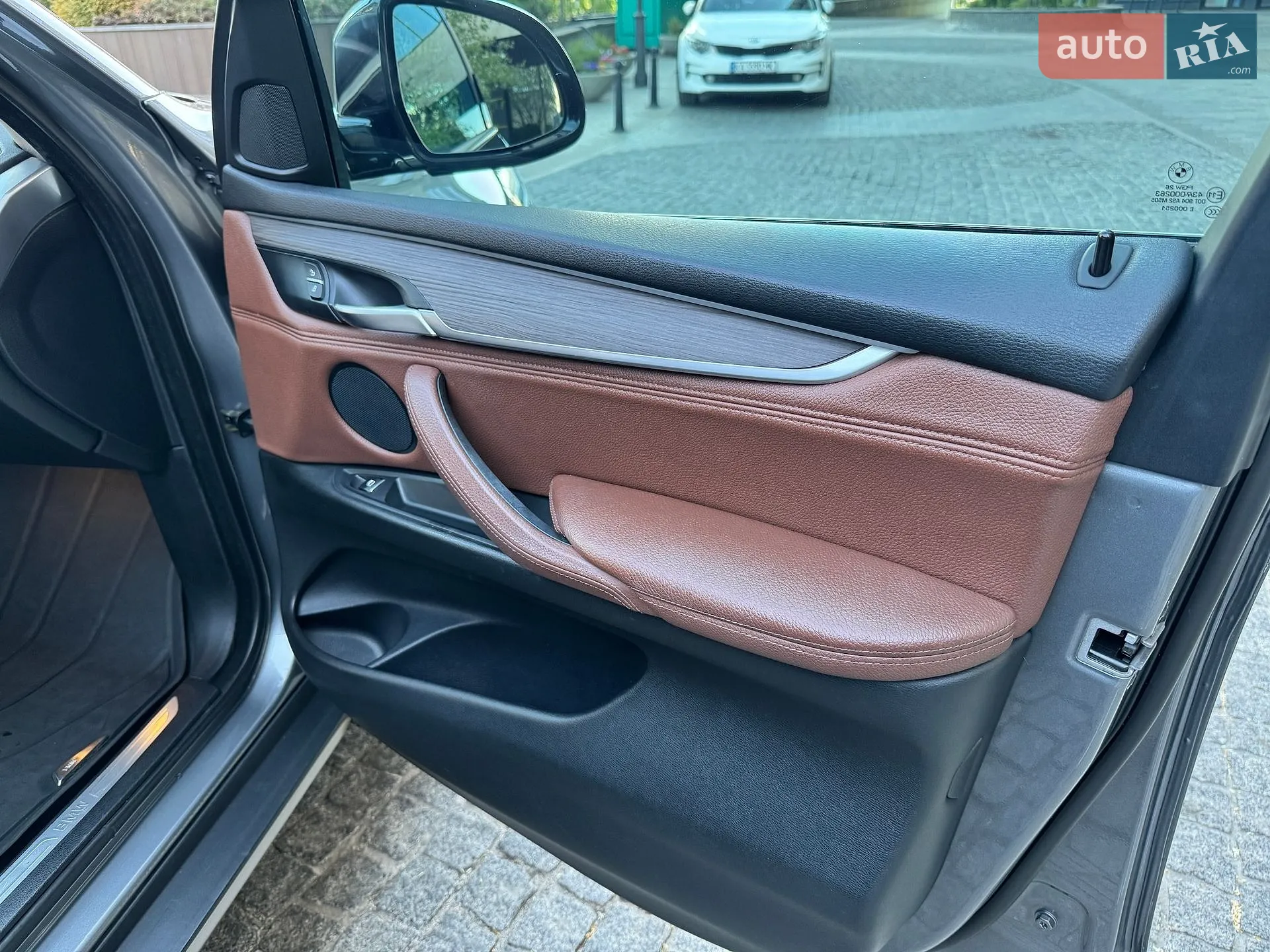 2016 BMW X5 - мініатюра 18