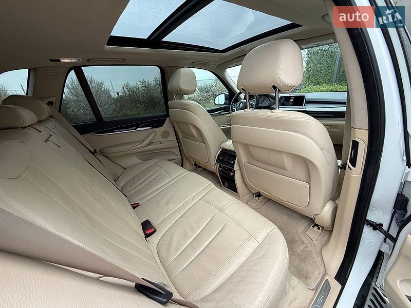 Позашляховик / Кросовер BMW X5 2015 в Стрию