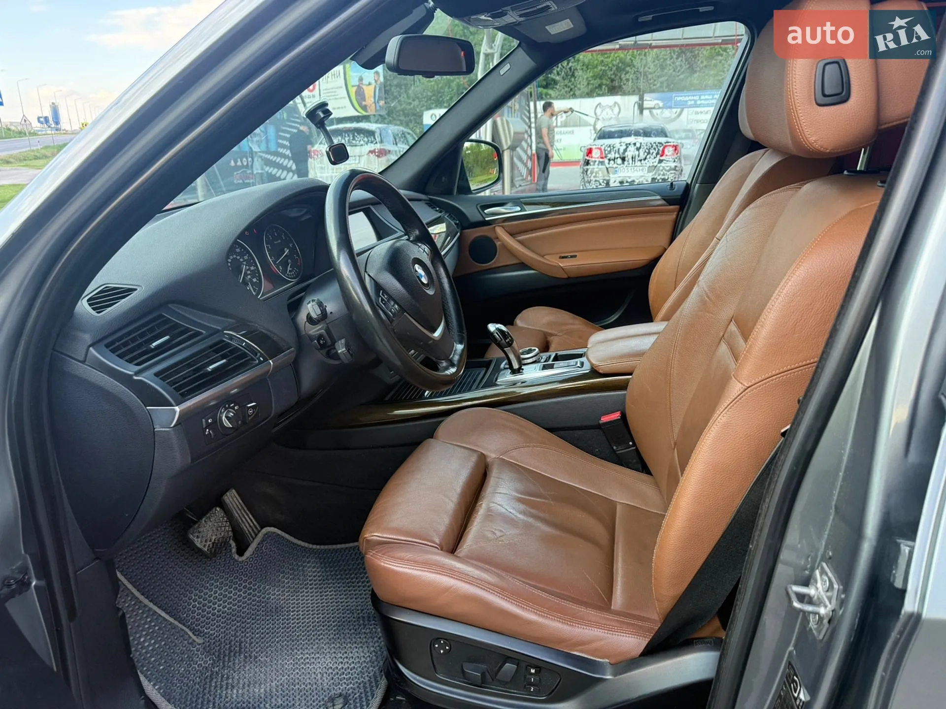 2010 BMW X5 - мініатюра 3