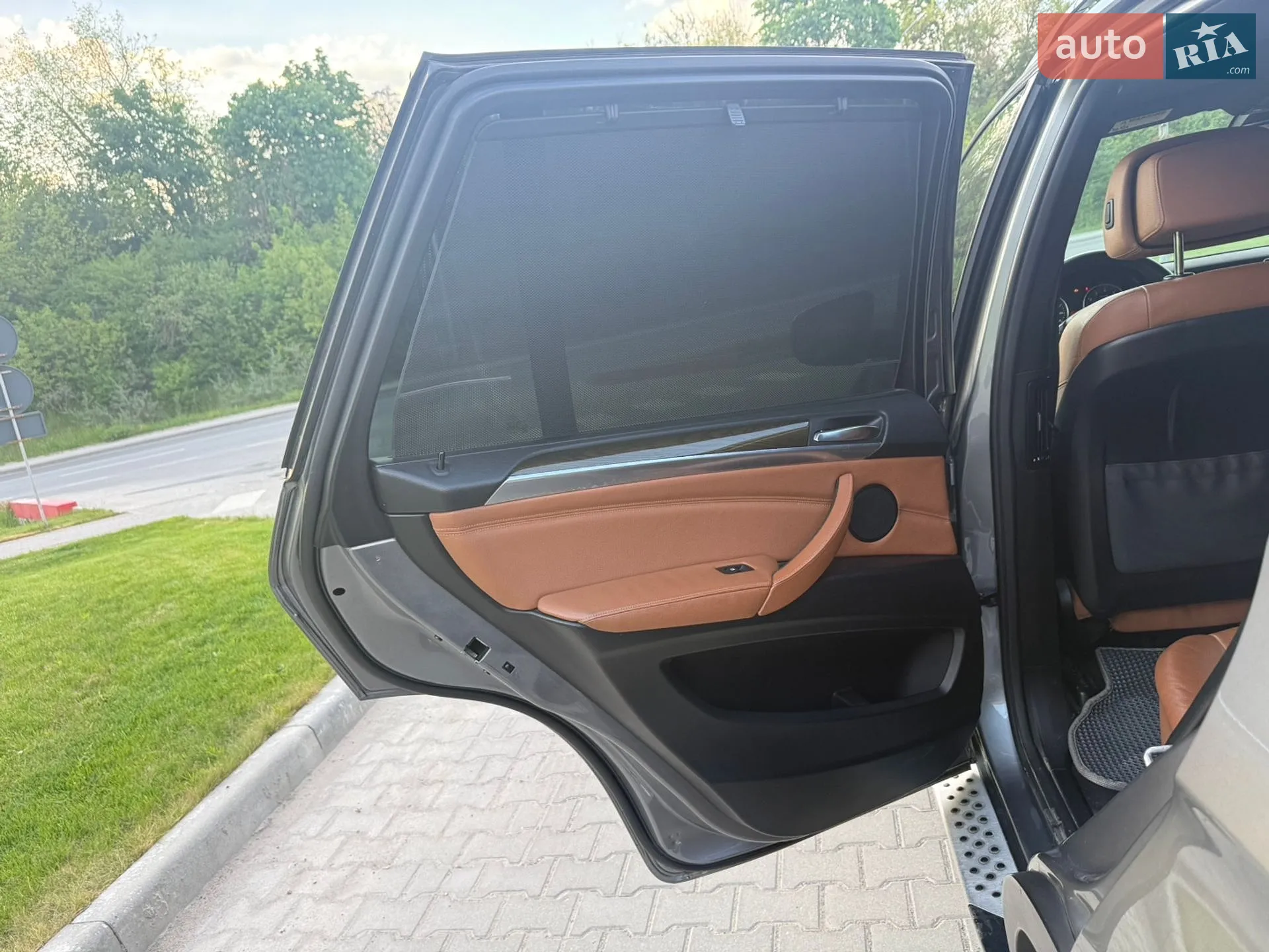 2010 BMW X5 - мініатюра 22