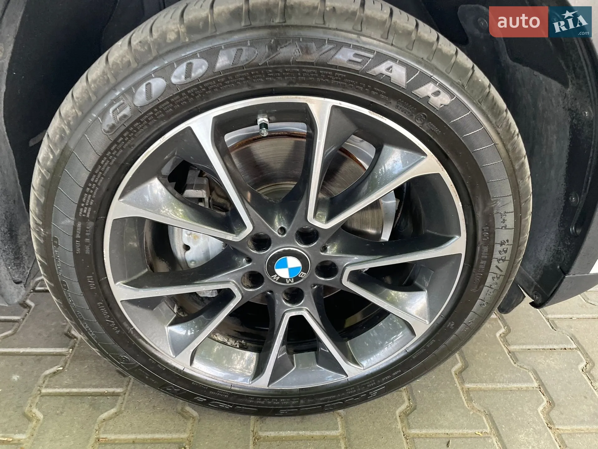 2015 BMW X5 - мініатюра 21