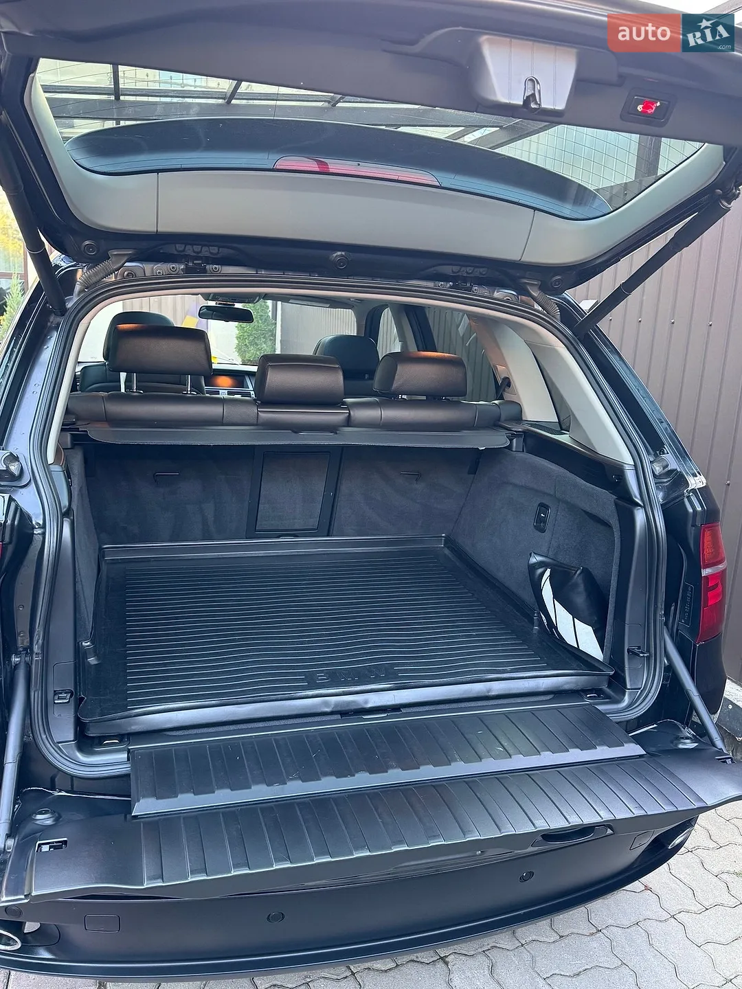 2010 BMW X5 - мініатюра 13