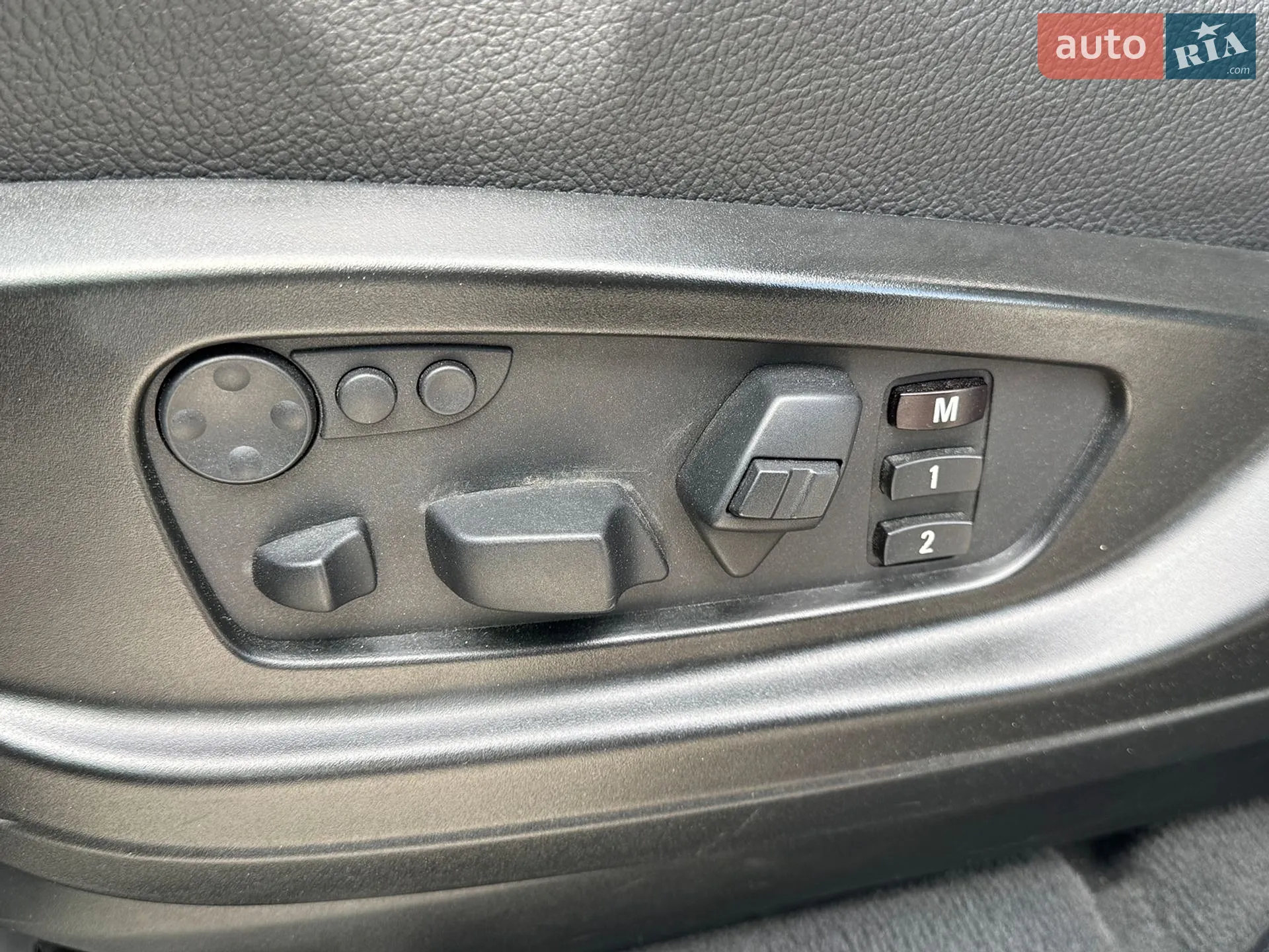 2010 BMW X5 - мініатюра 13