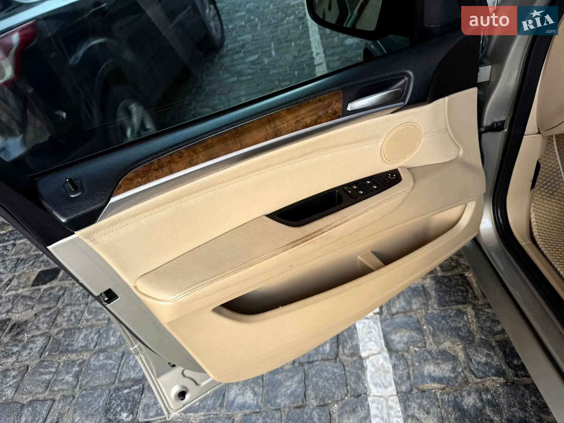 2010 BMW X5 - мініатюра 48
