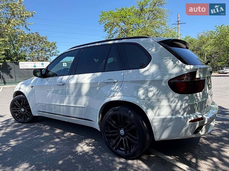 Позашляховик / Кросовер BMW X5 2010 в Одесі
