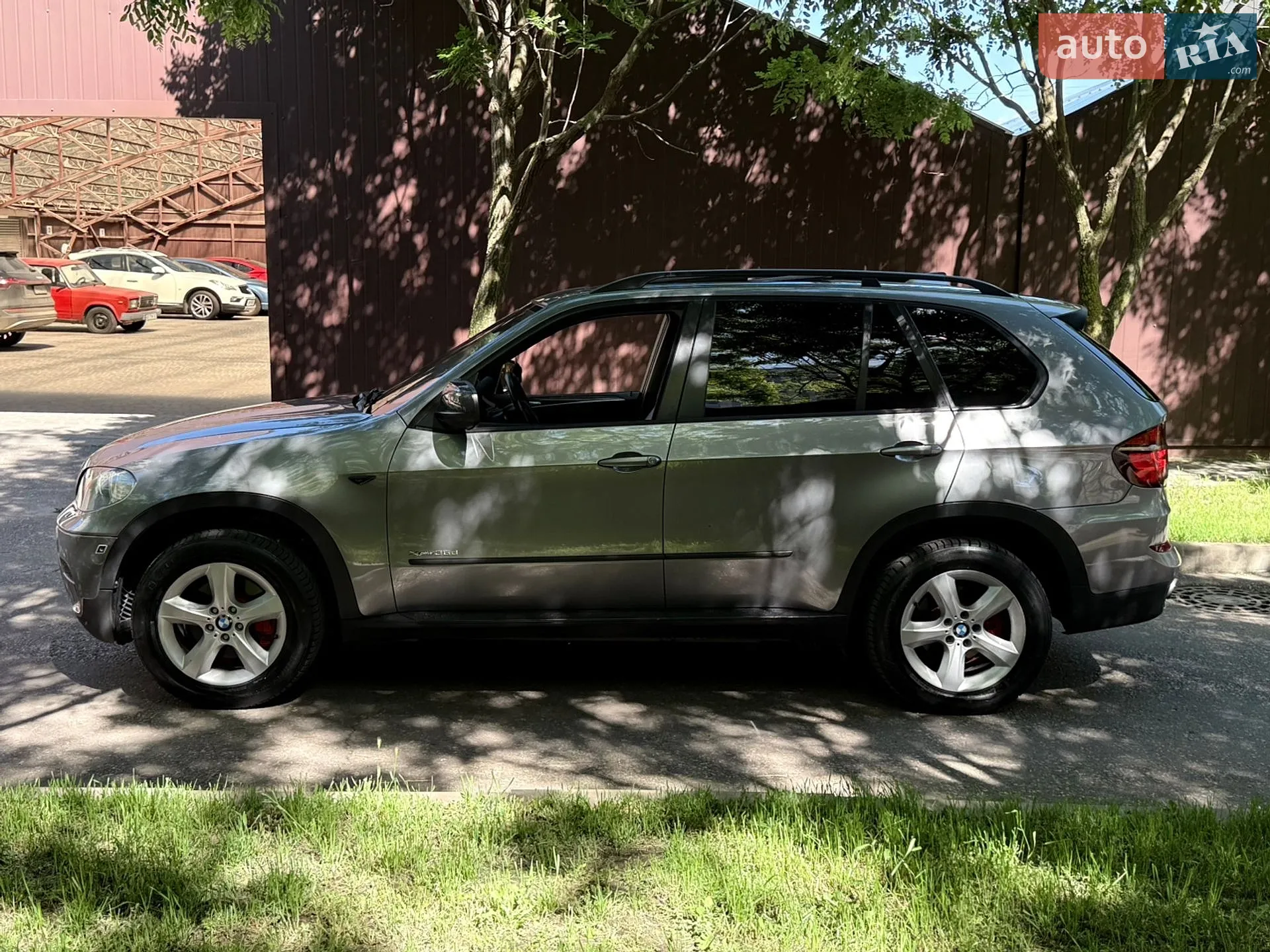 2010 BMW X5 - мініатюра 10