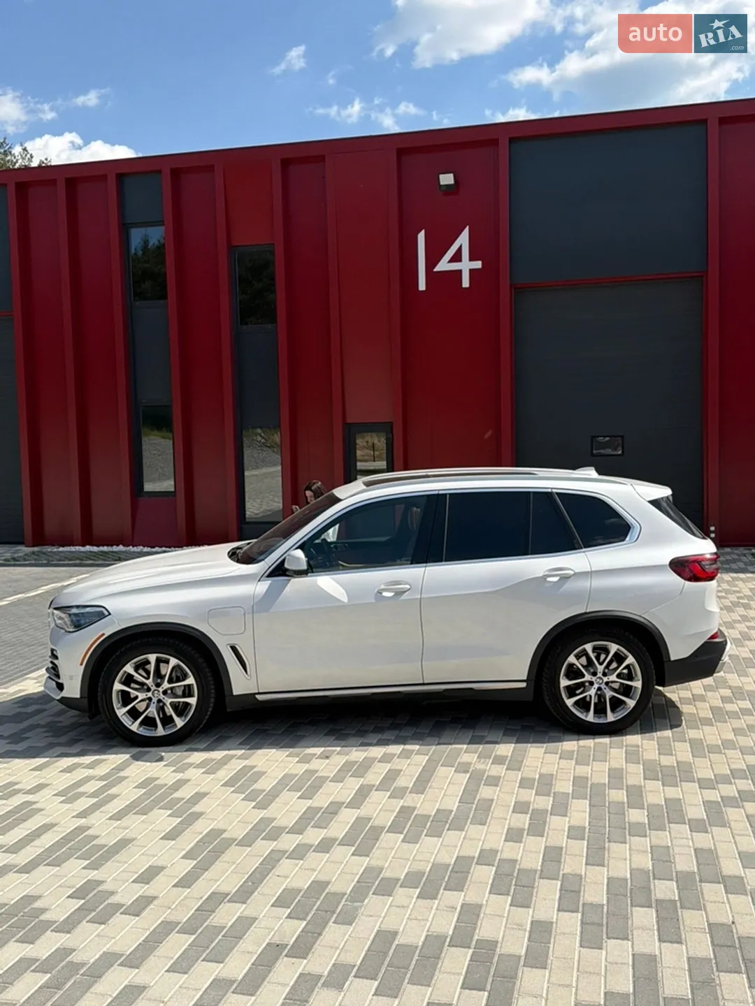 2021 BMW X5 - мініатюра 4