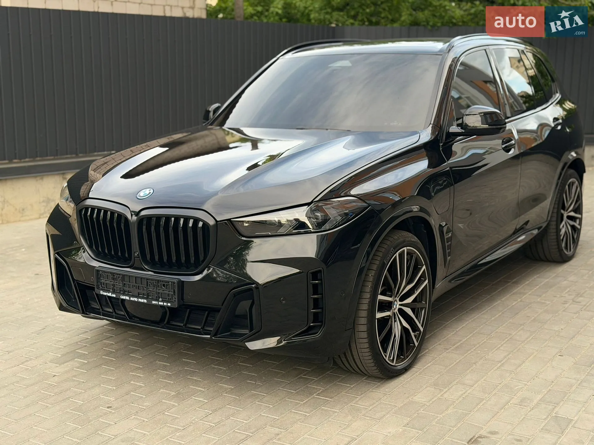 2023 BMW X5 - фото 1