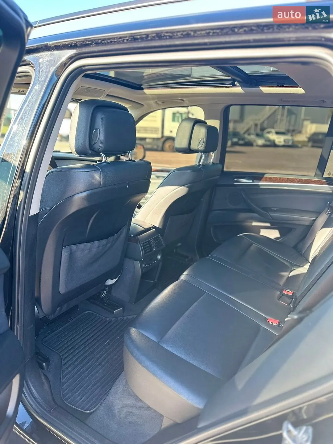 2011 BMW X5 - мініатюра 18