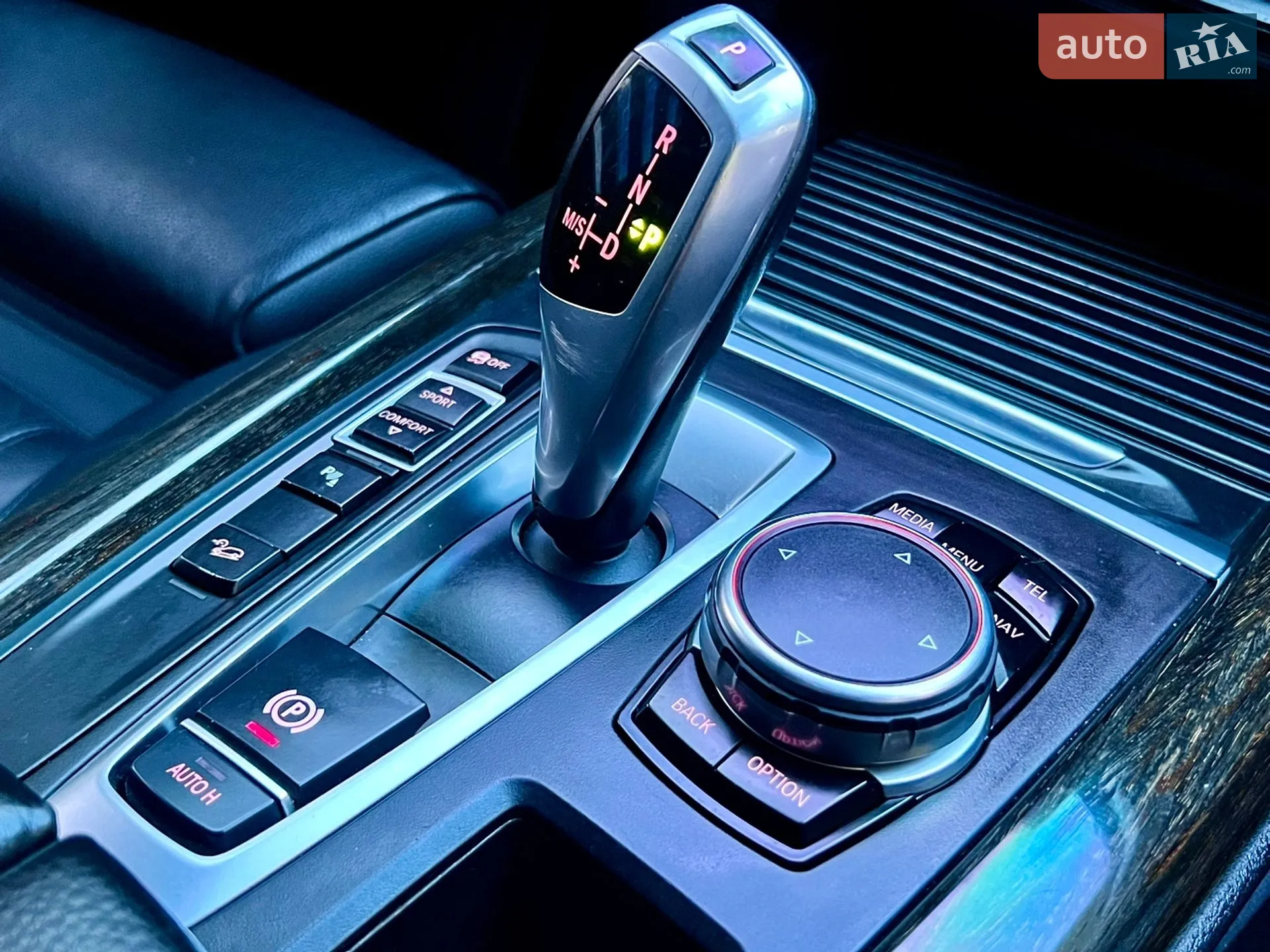 2015 BMW X5 - мініатюра 76
