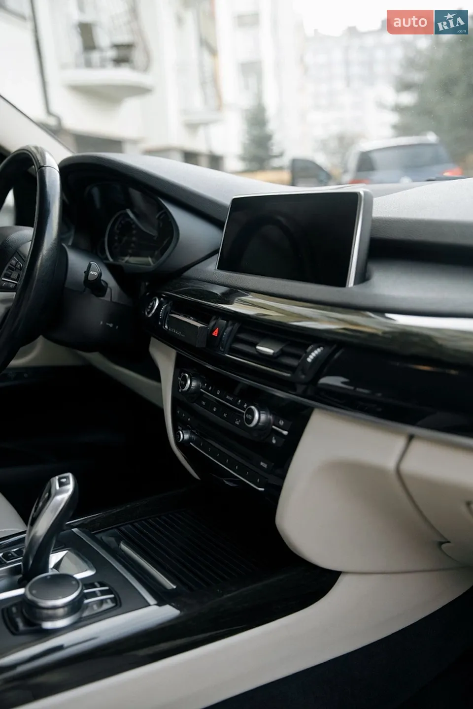 2017 BMW X5 - мініатюра 10