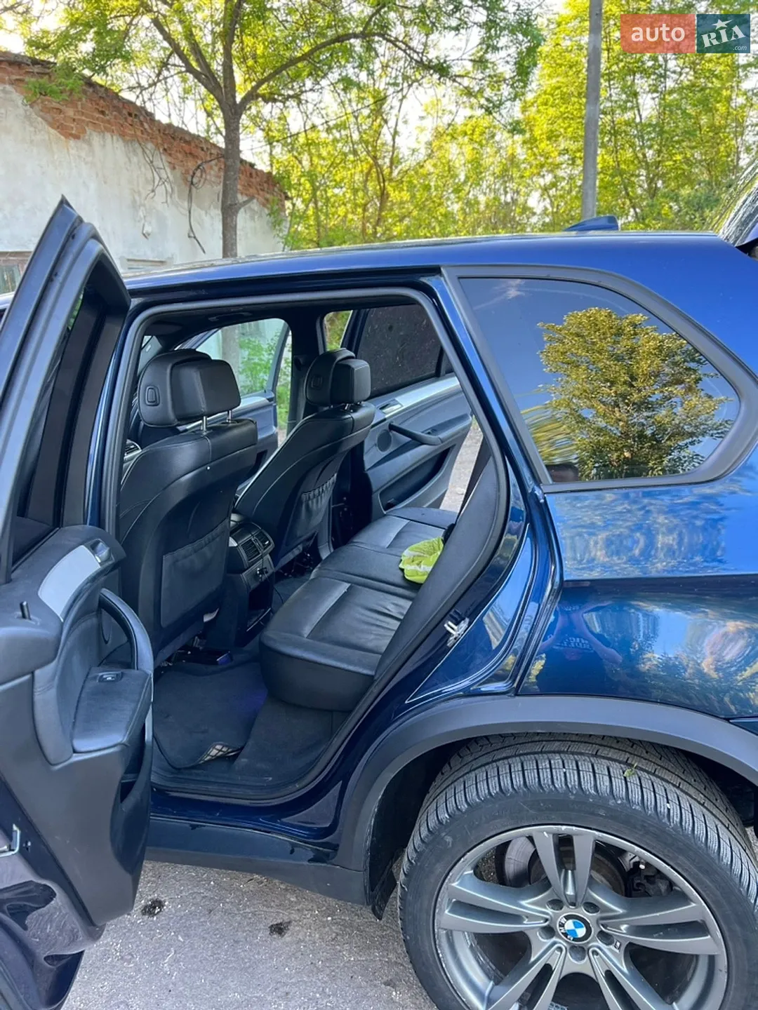 2010 BMW X5 - мініатюра 20