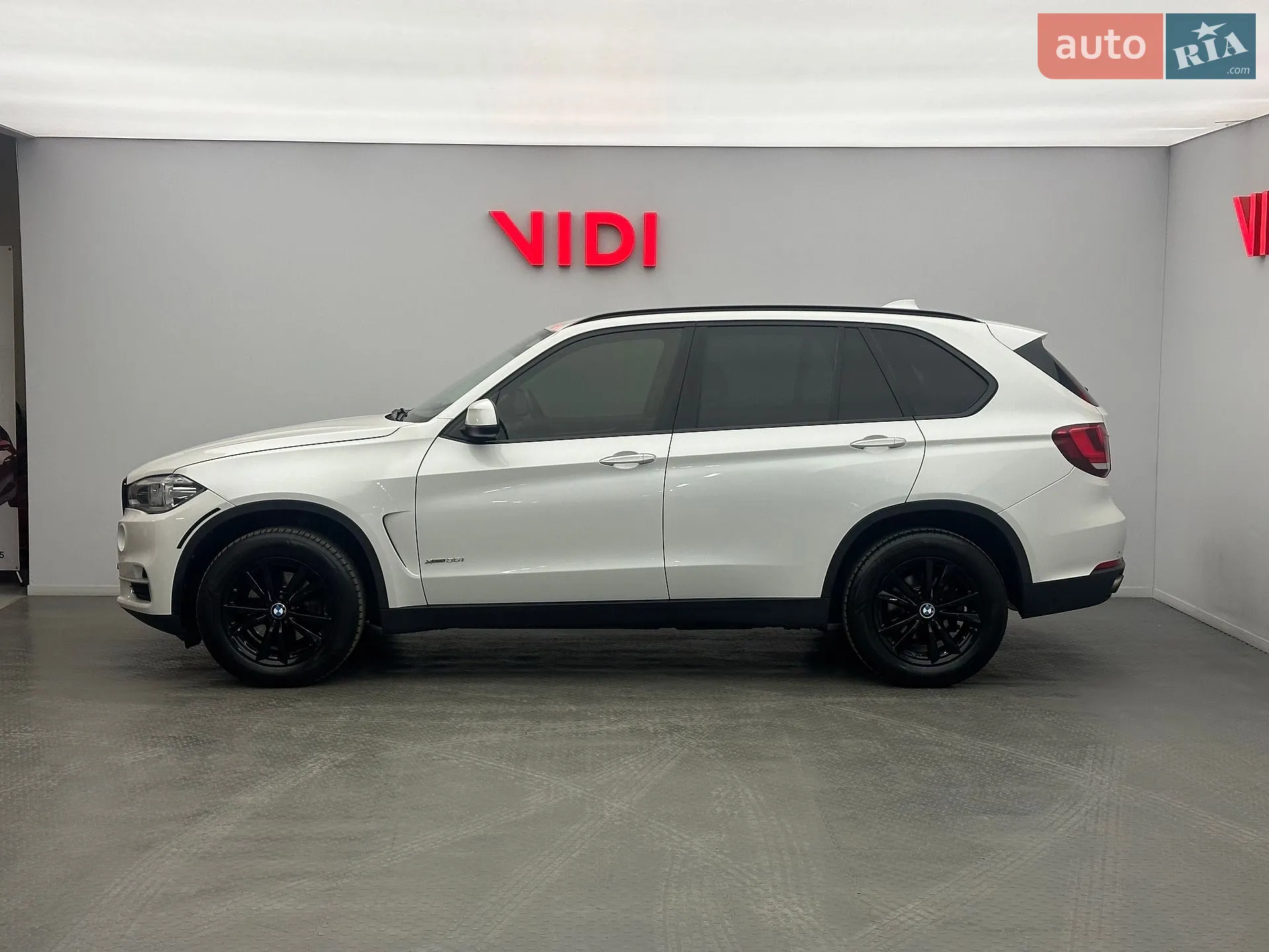 2016 BMW X5 - мініатюра 4