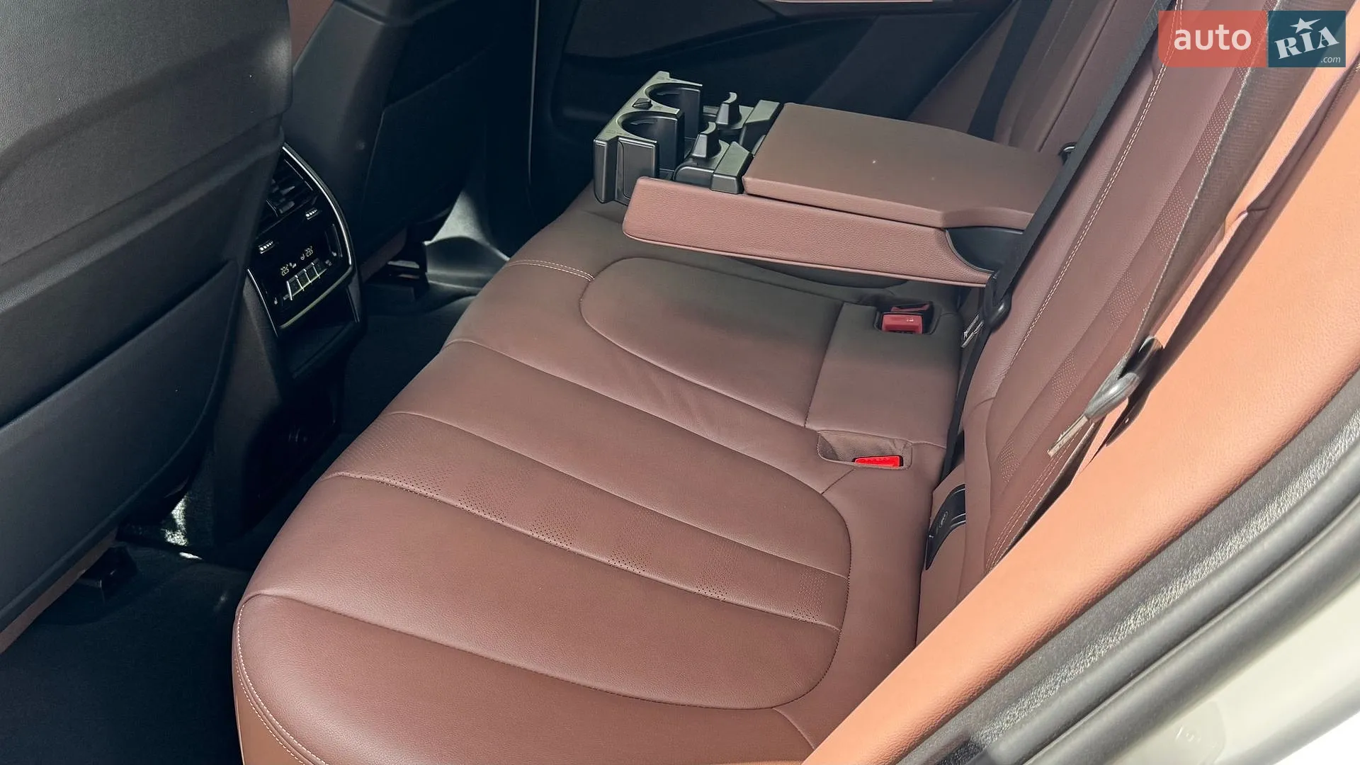 2022 BMW X5 - мініатюра 15