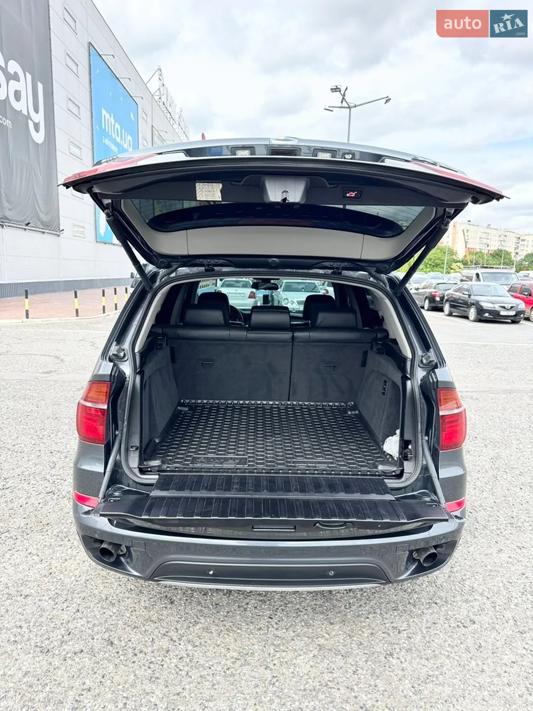 2011 BMW X5 - мініатюра 17