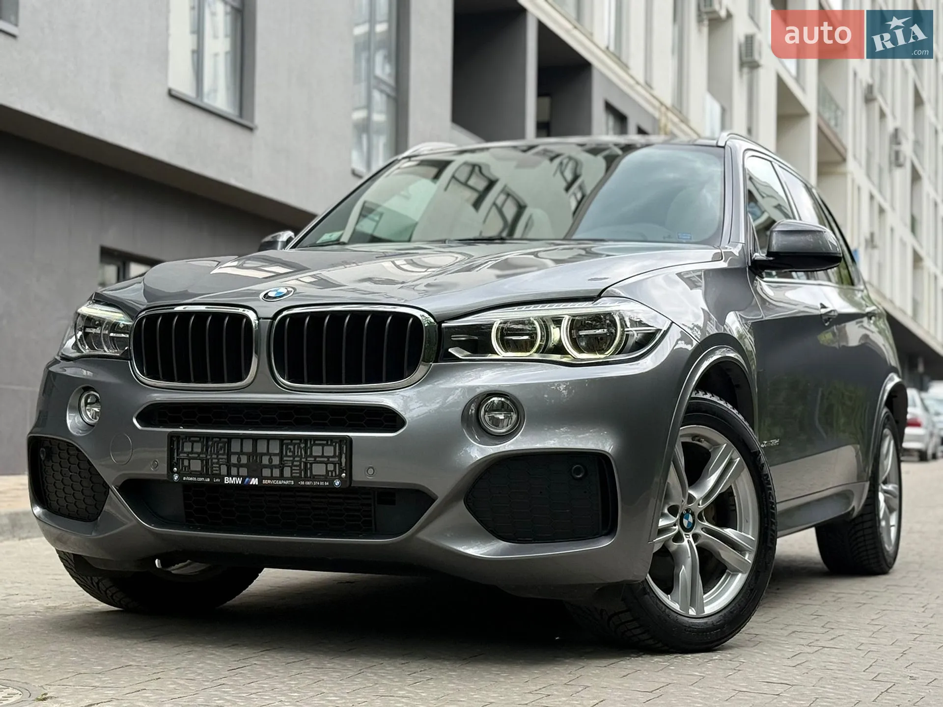 2015 BMW X5 - мініатюра 3