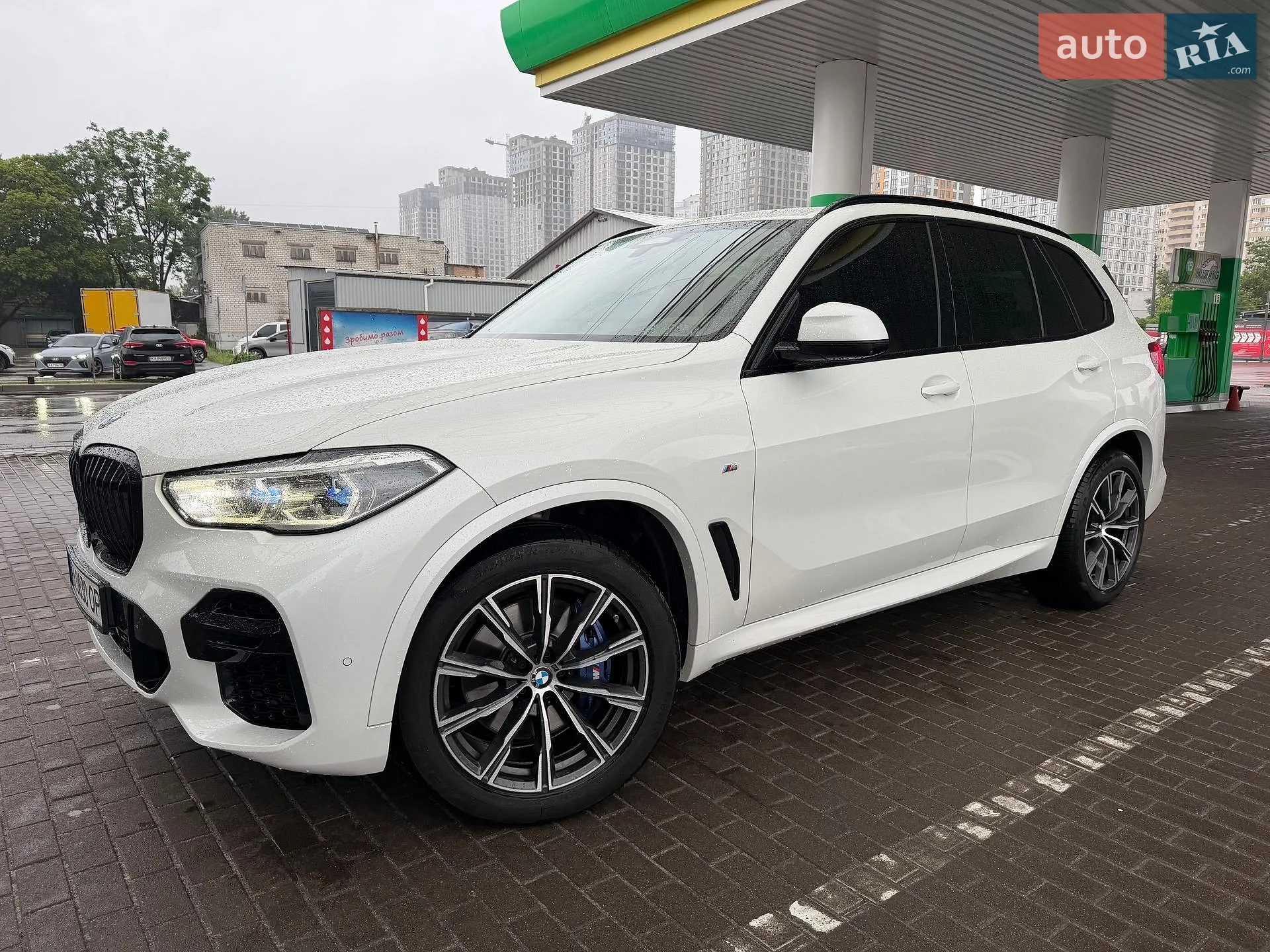 2022 BMW X5 - фото 1