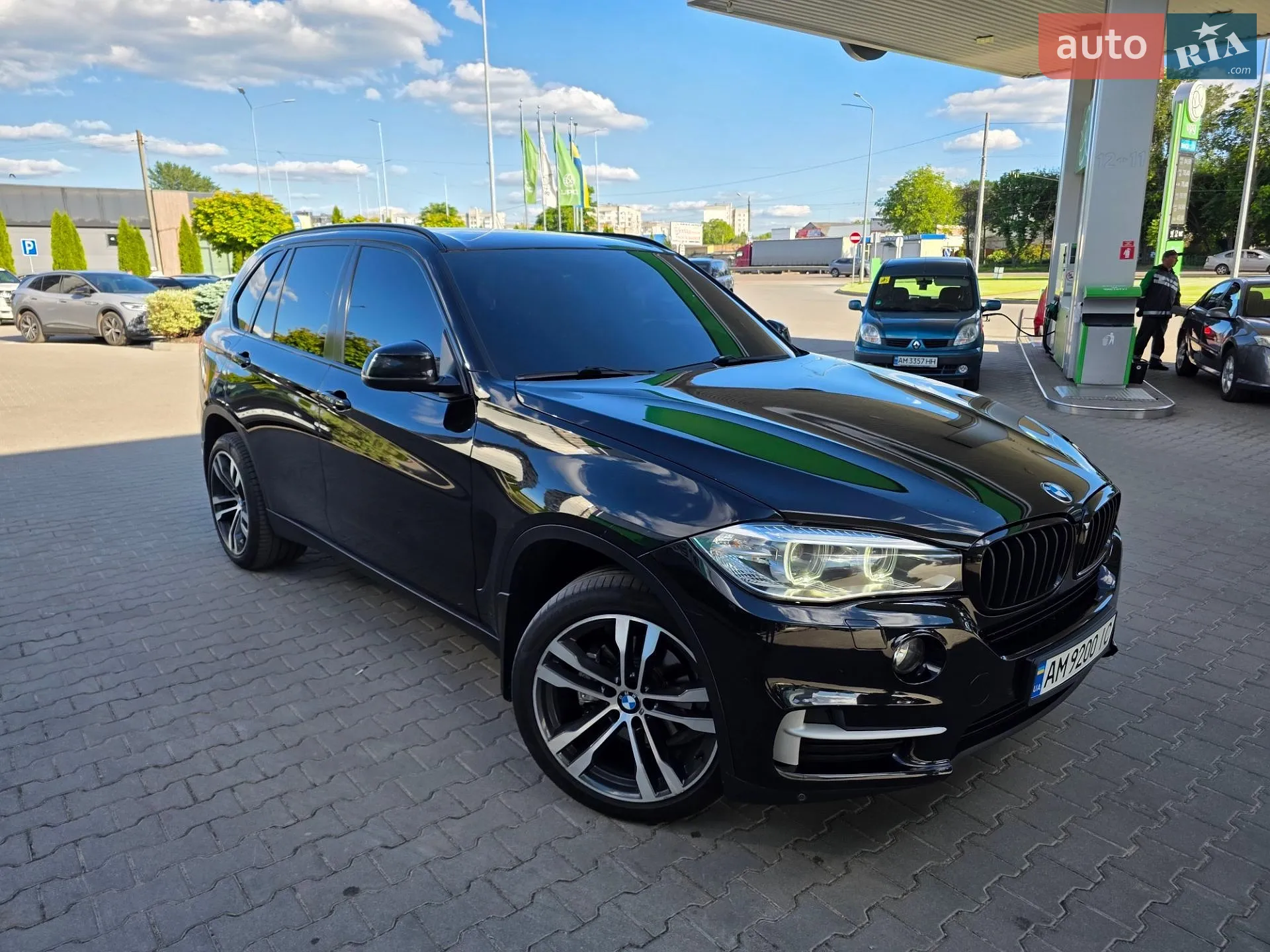 2017 BMW X5 - мініатюра 2