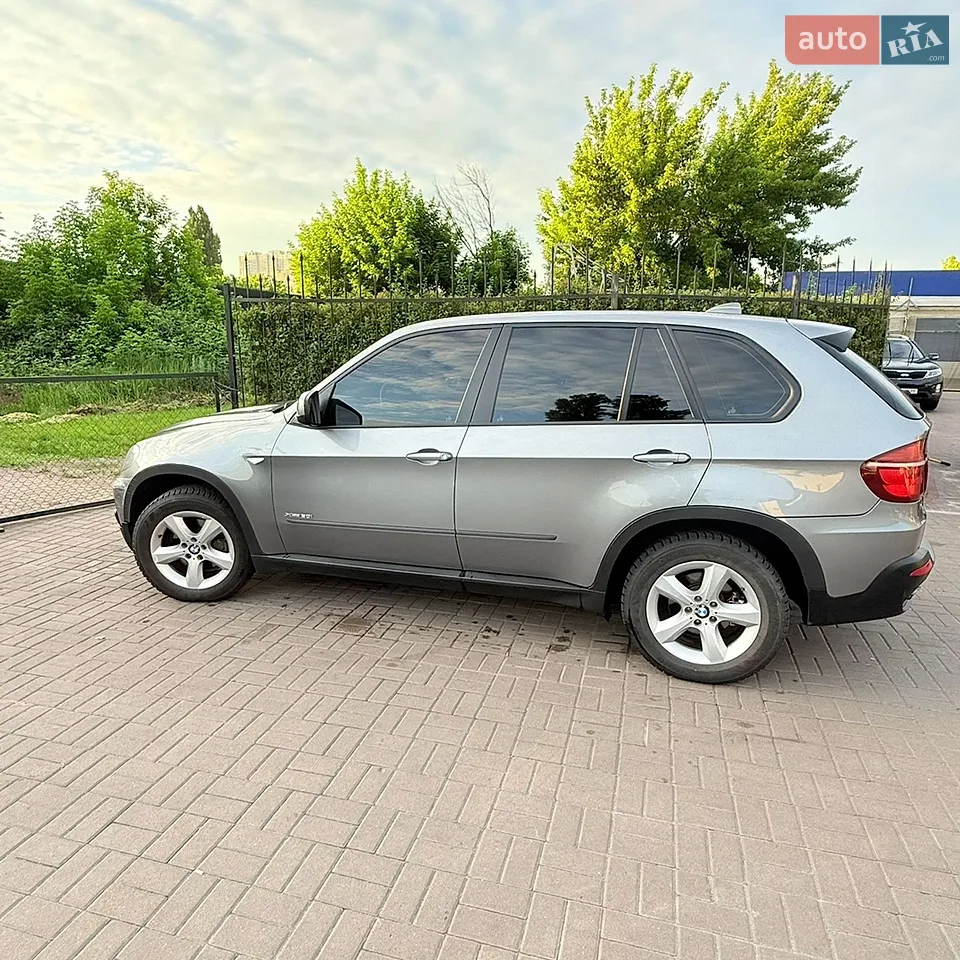 2010 BMW X5 - мініатюра 12