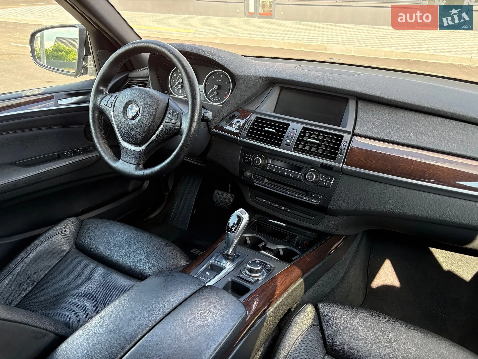 2010 BMW X5 - мініатюра 42