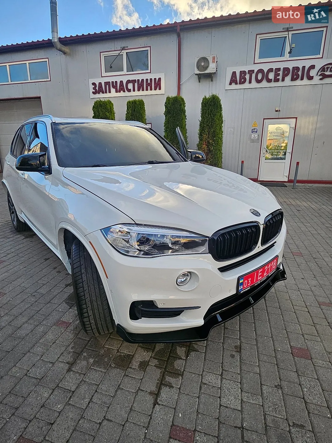 2017 BMW X5 - мініатюра 16