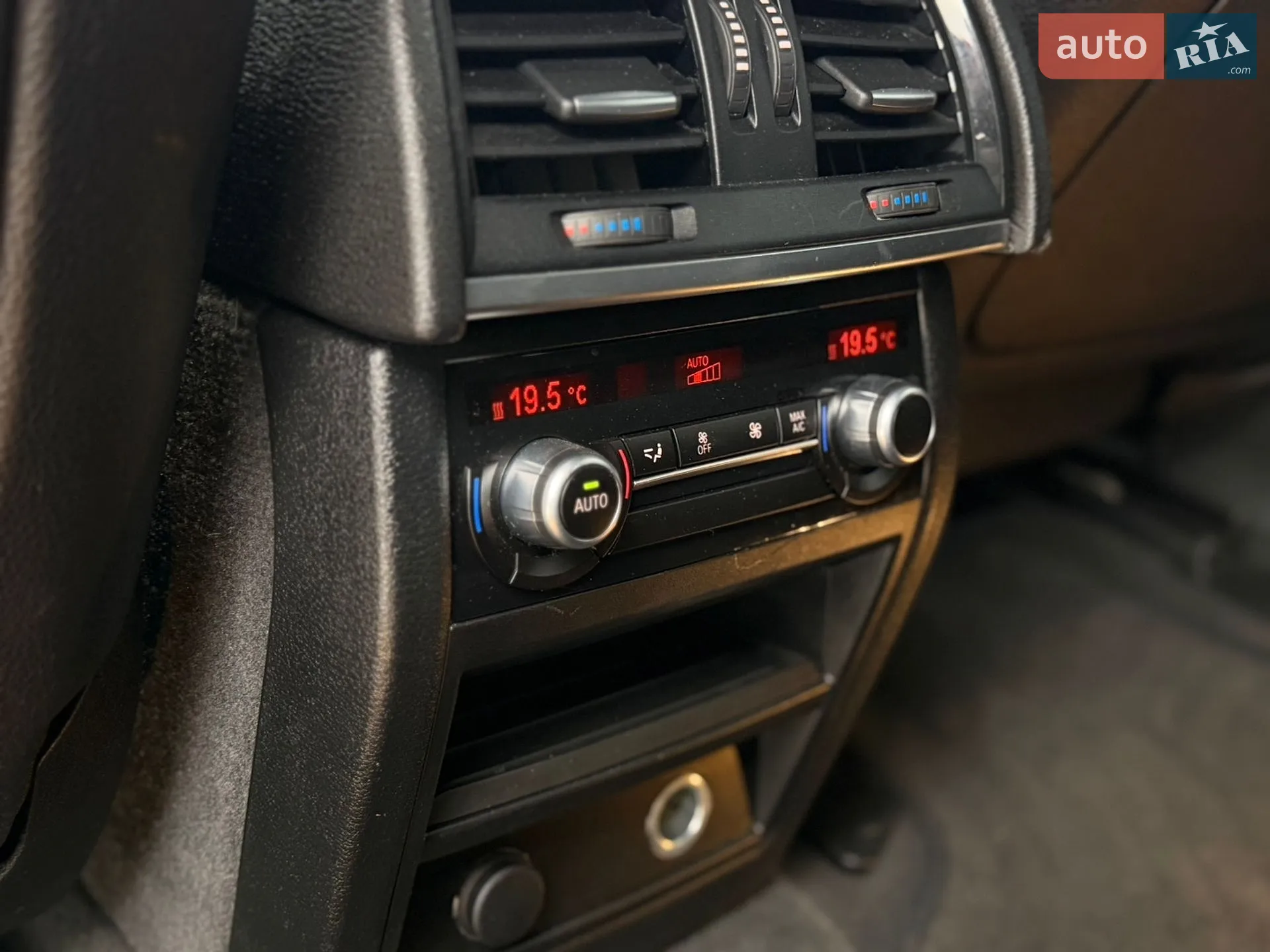 2014 BMW X5 - мініатюра 26