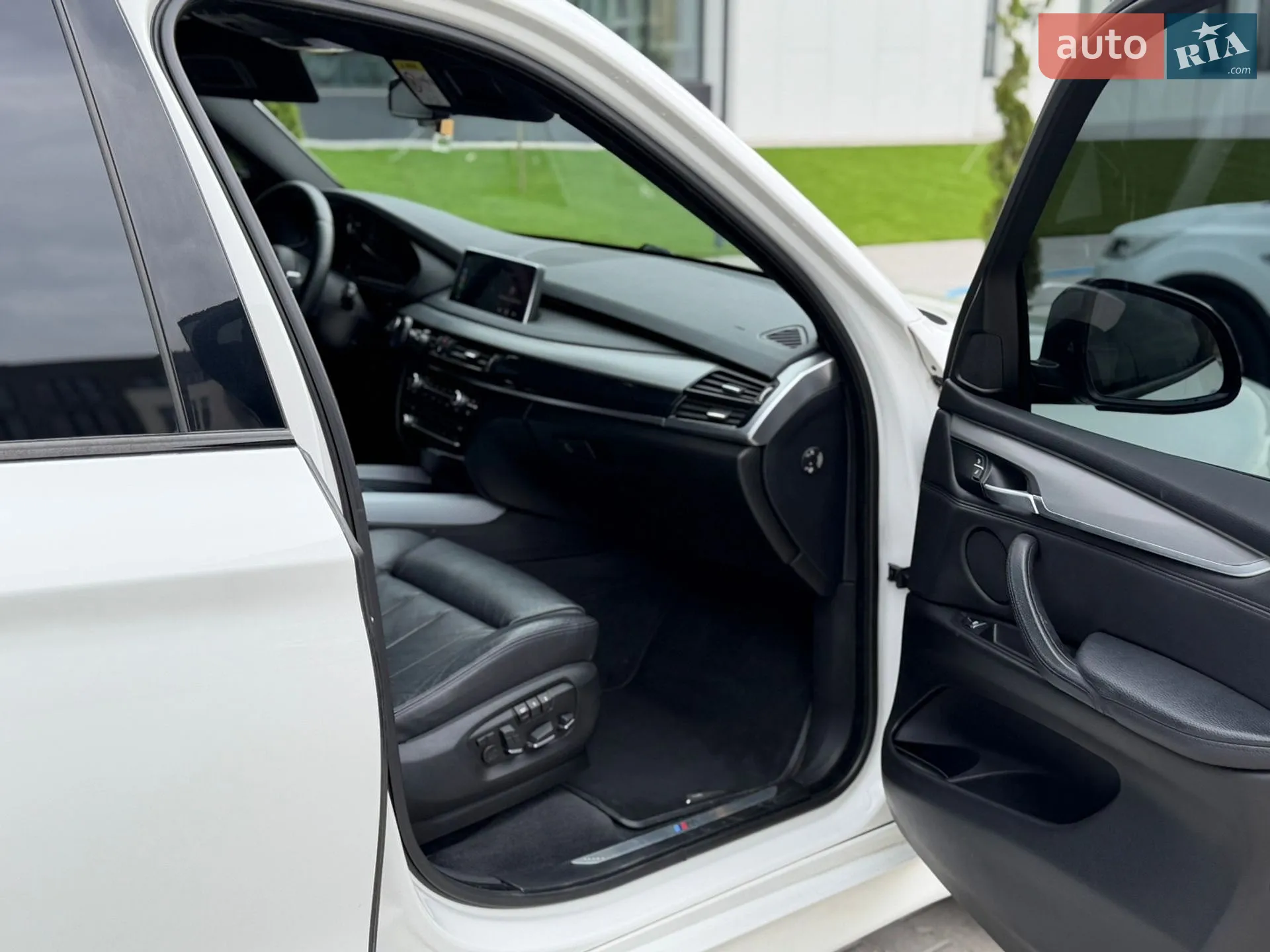 2014 BMW X5 - мініатюра 16