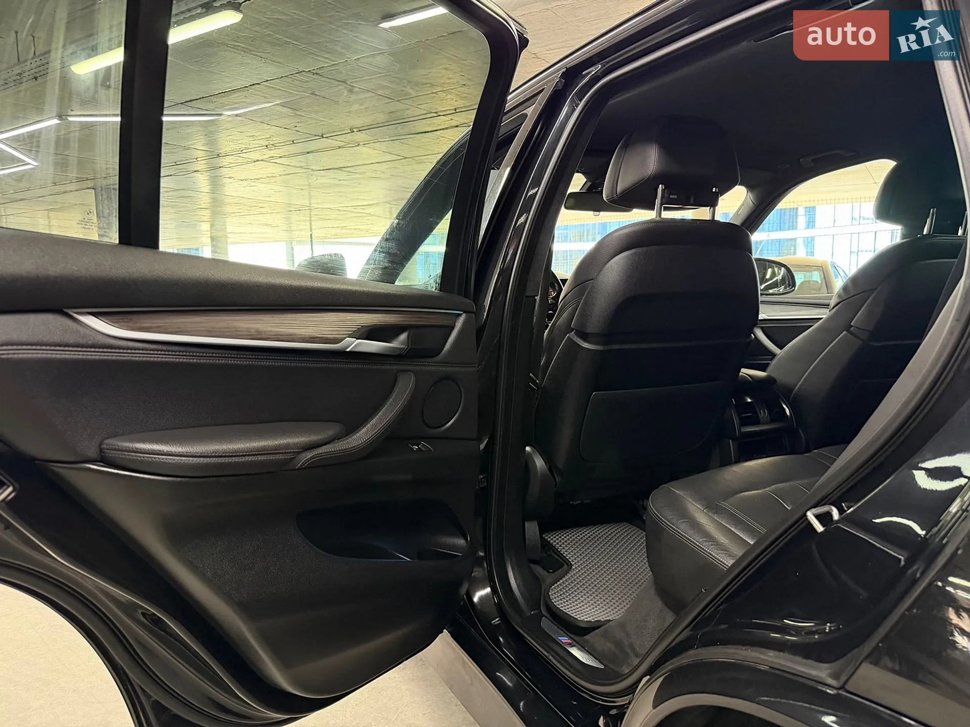 2017 BMW X5 - мініатюра 23