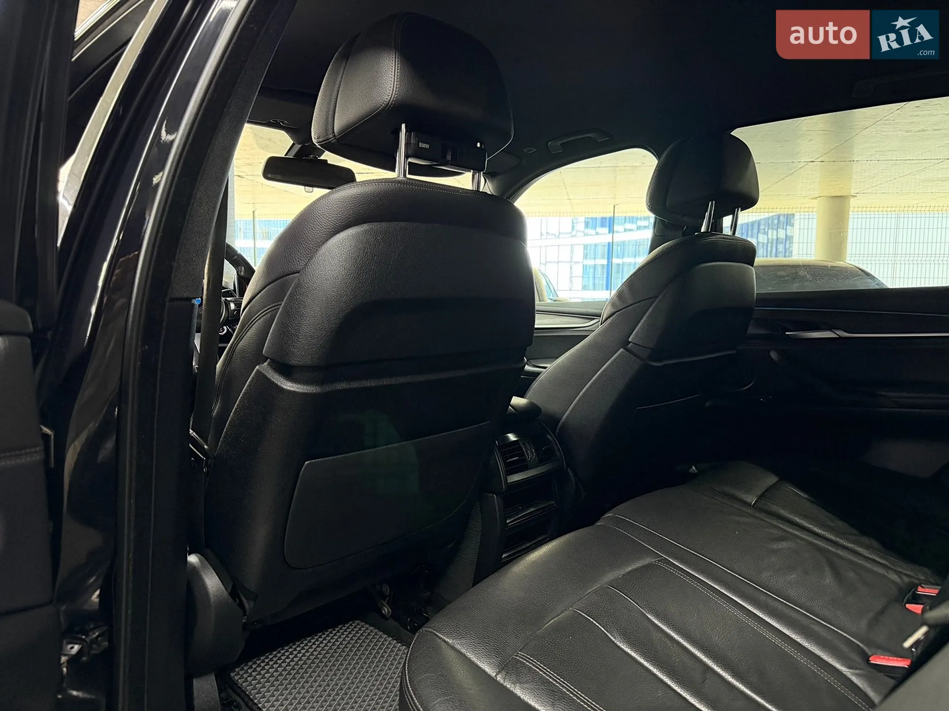 2017 BMW X5 - мініатюра 24