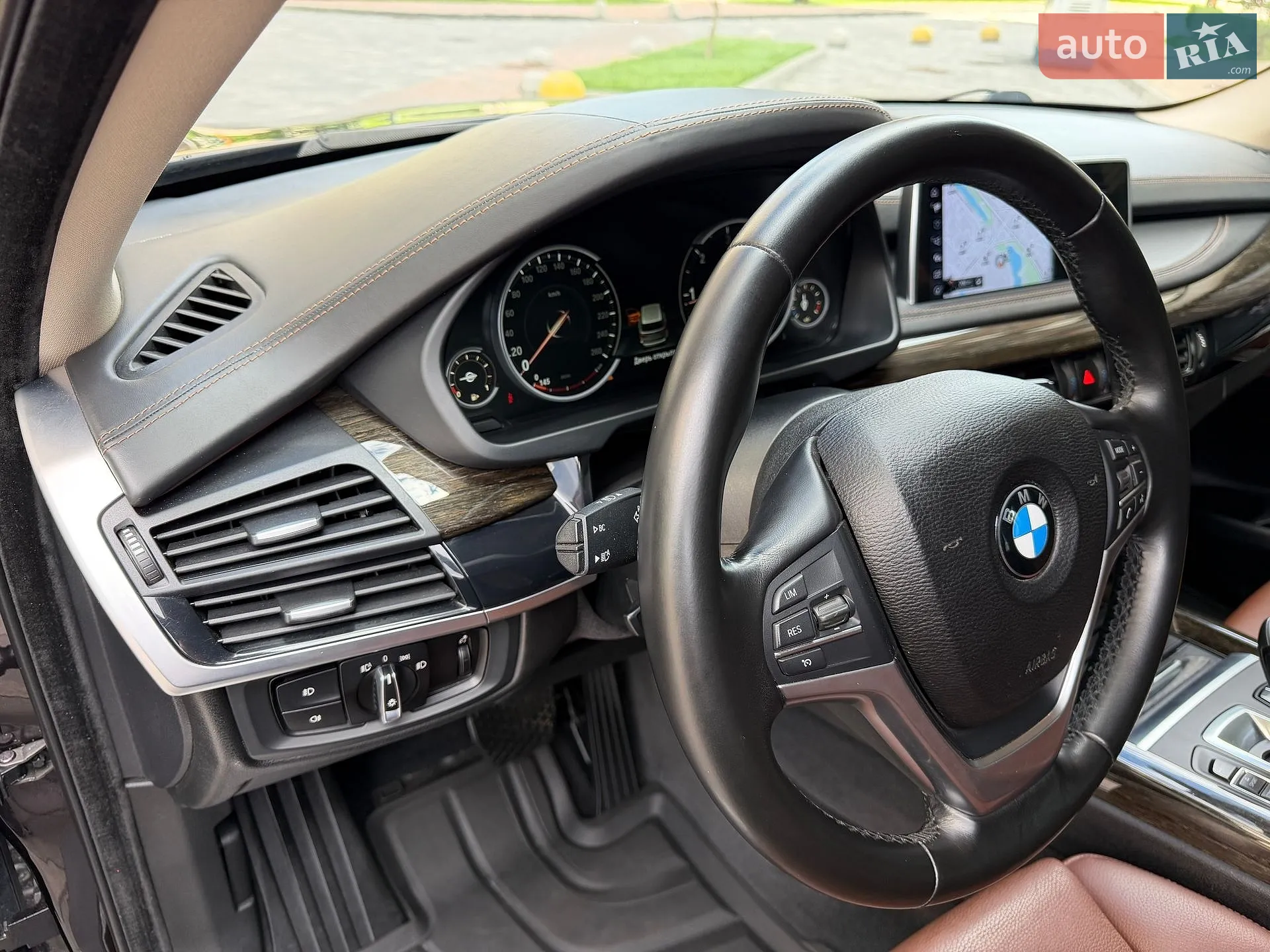 2016 BMW X5 - мініатюра 15