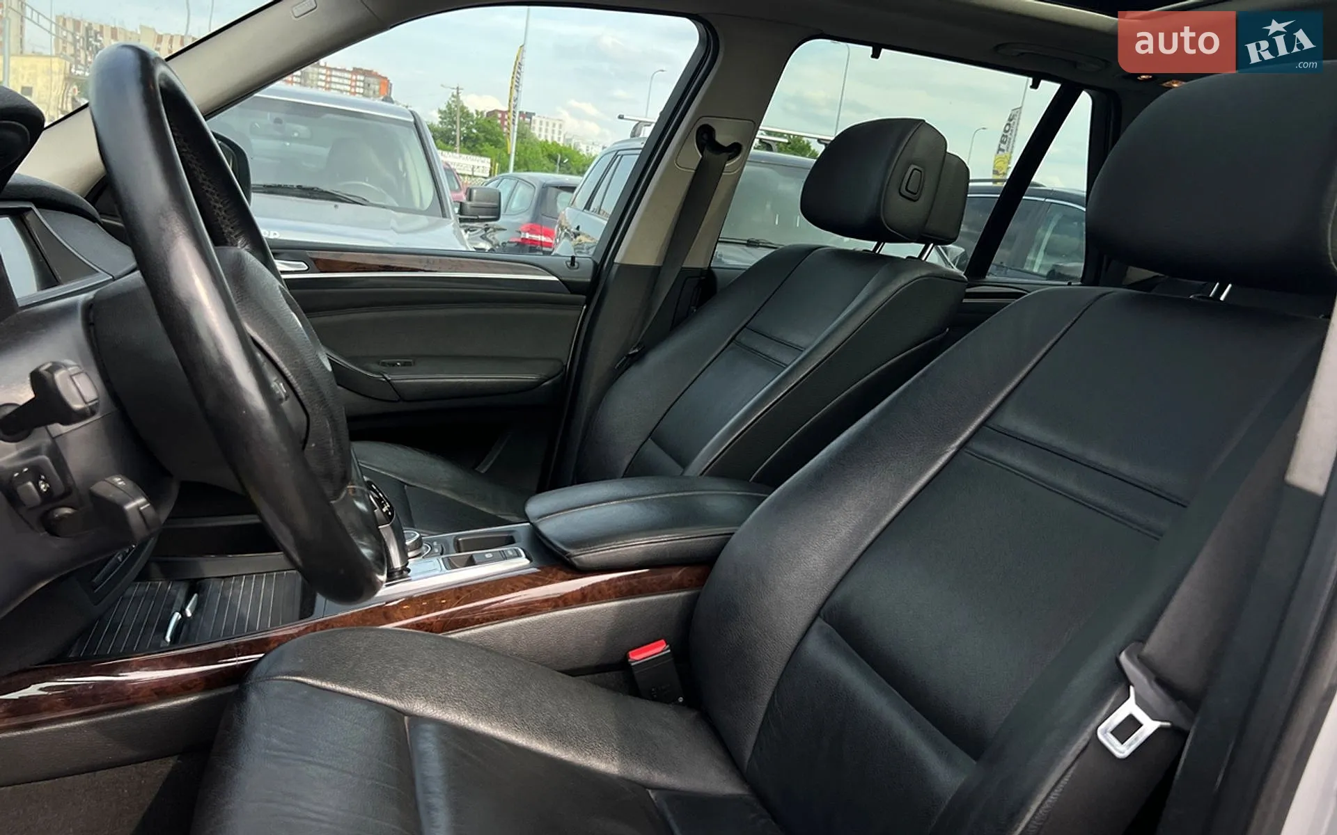 2010 BMW X5 - мініатюра 9