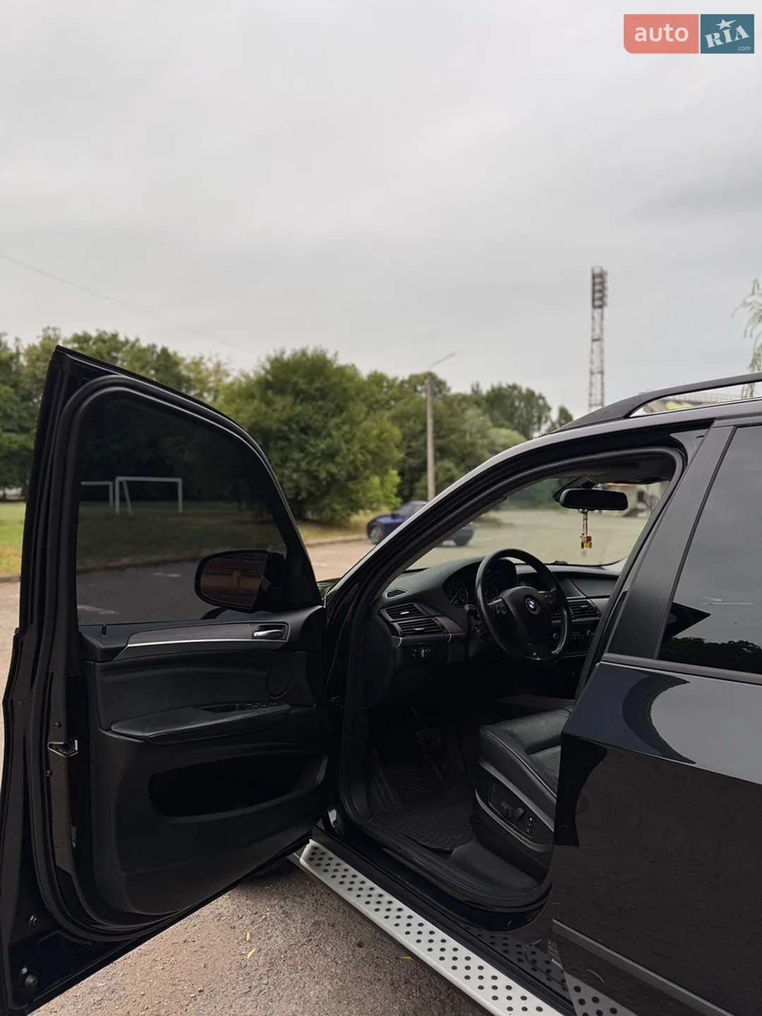 2010 BMW X5 - мініатюра 11