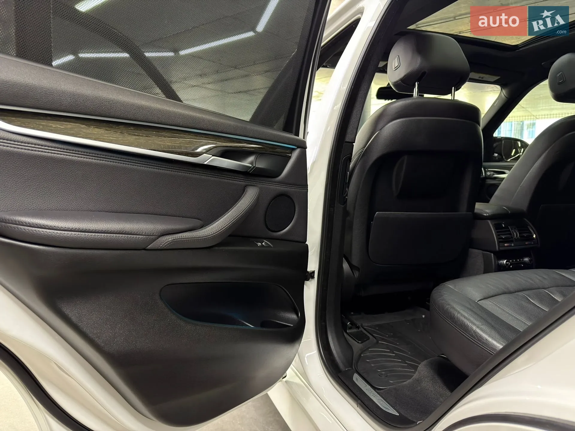2016 BMW X5 - мініатюра 23