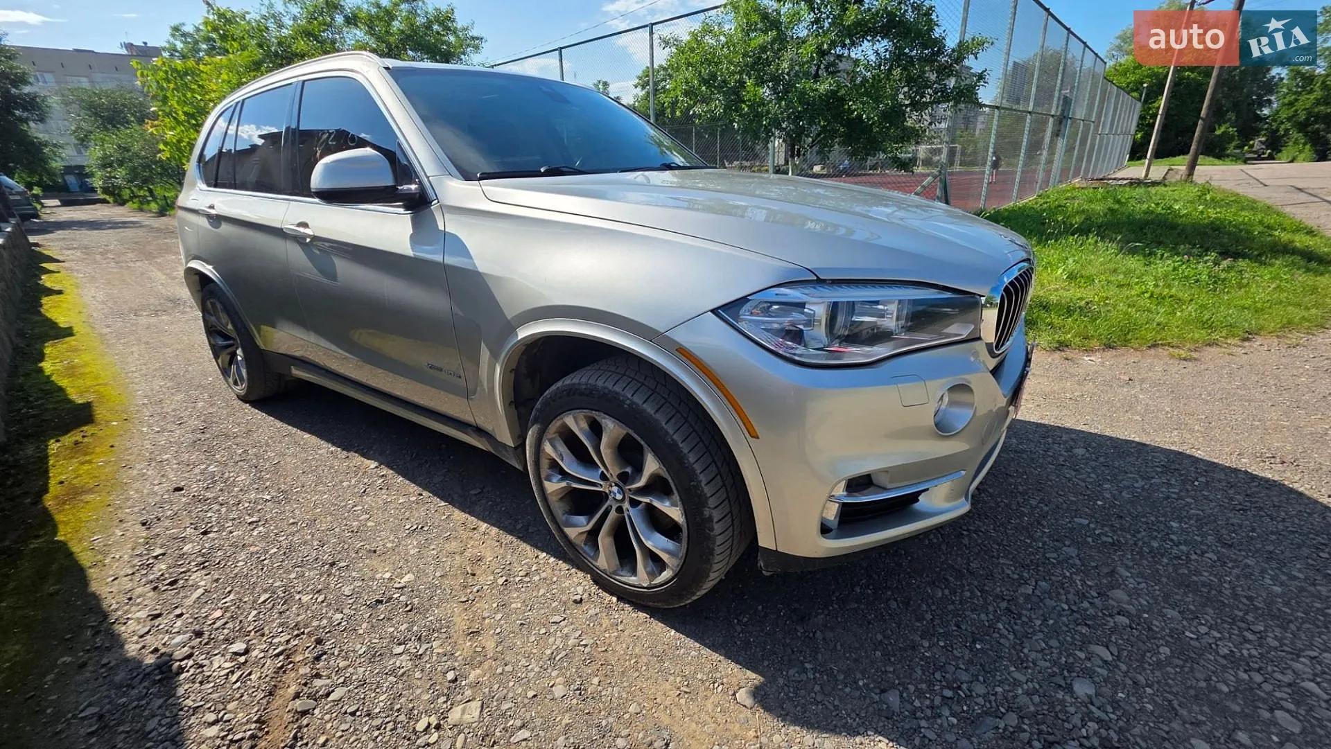 2016 BMW X5 - мініатюра 3
