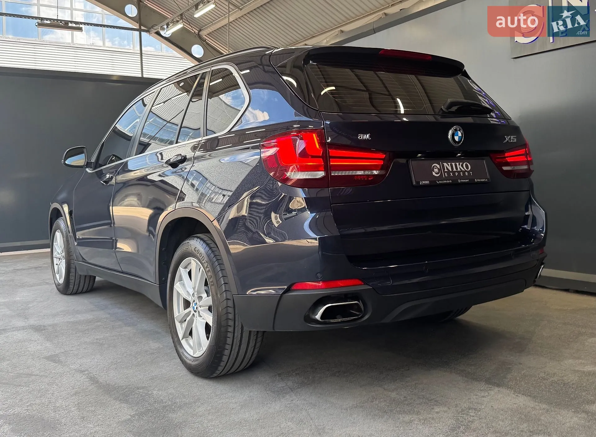 2017 BMW X5 - мініатюра 10