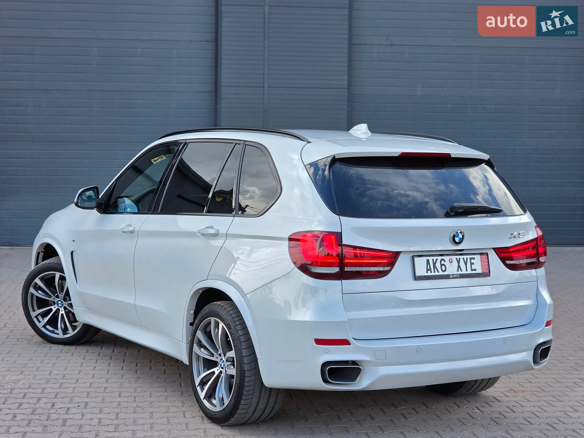2017 BMW X5 - мініатюра 15