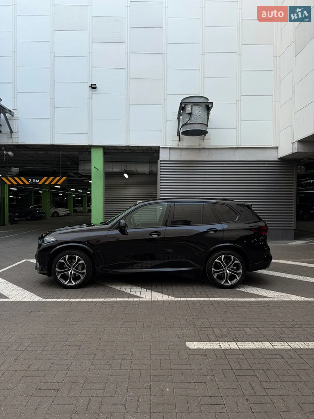 2021 BMW X5 - мініатюра 11