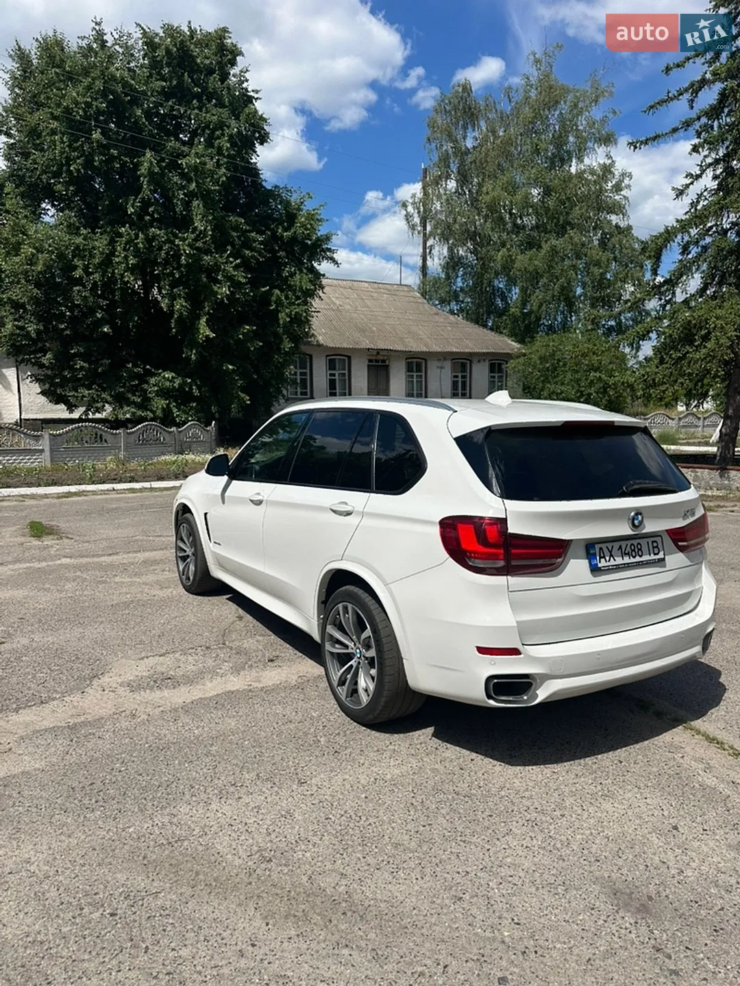 2016 BMW X5 - мініатюра 3