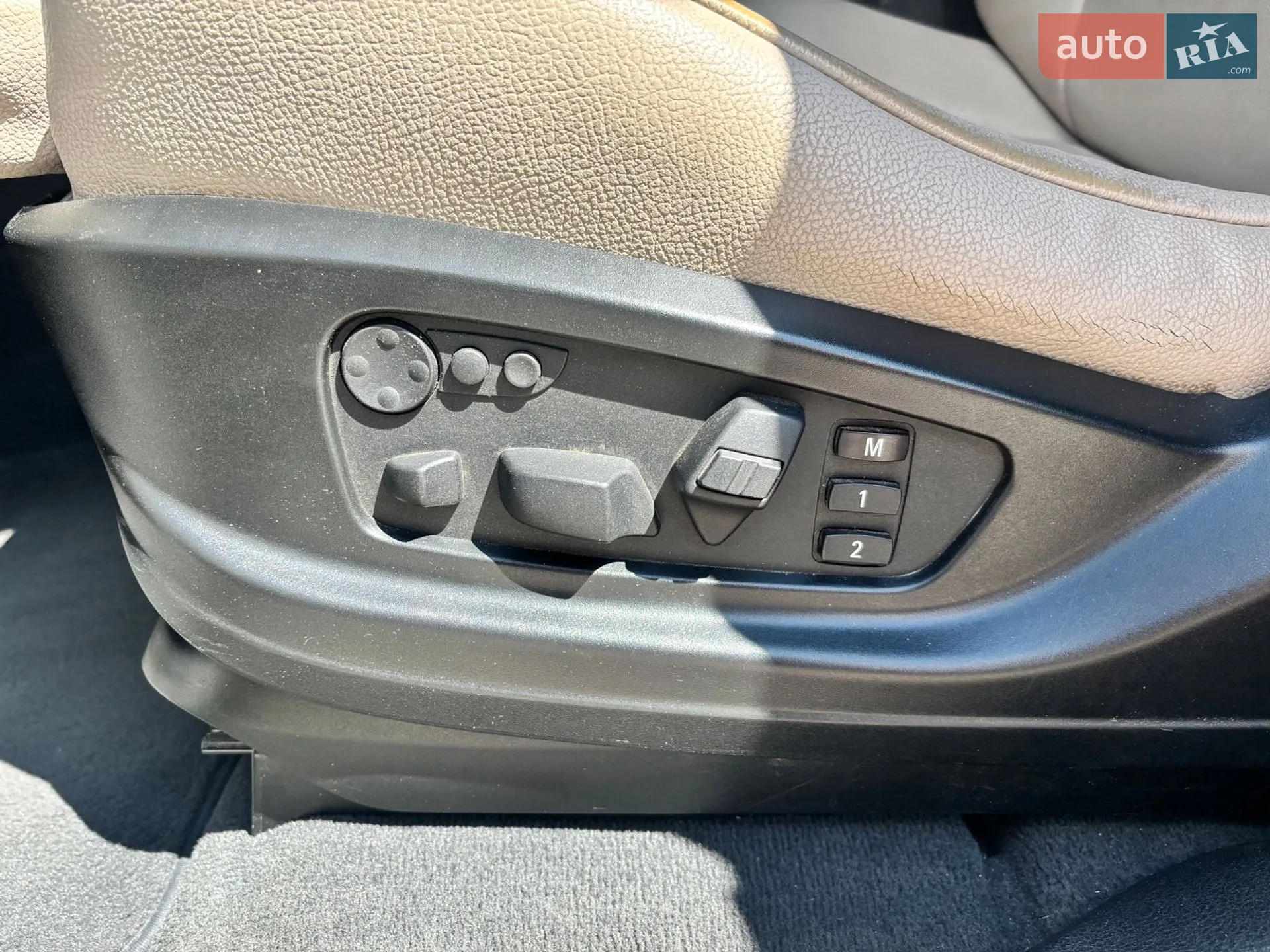 2011 BMW X5 - мініатюра 10