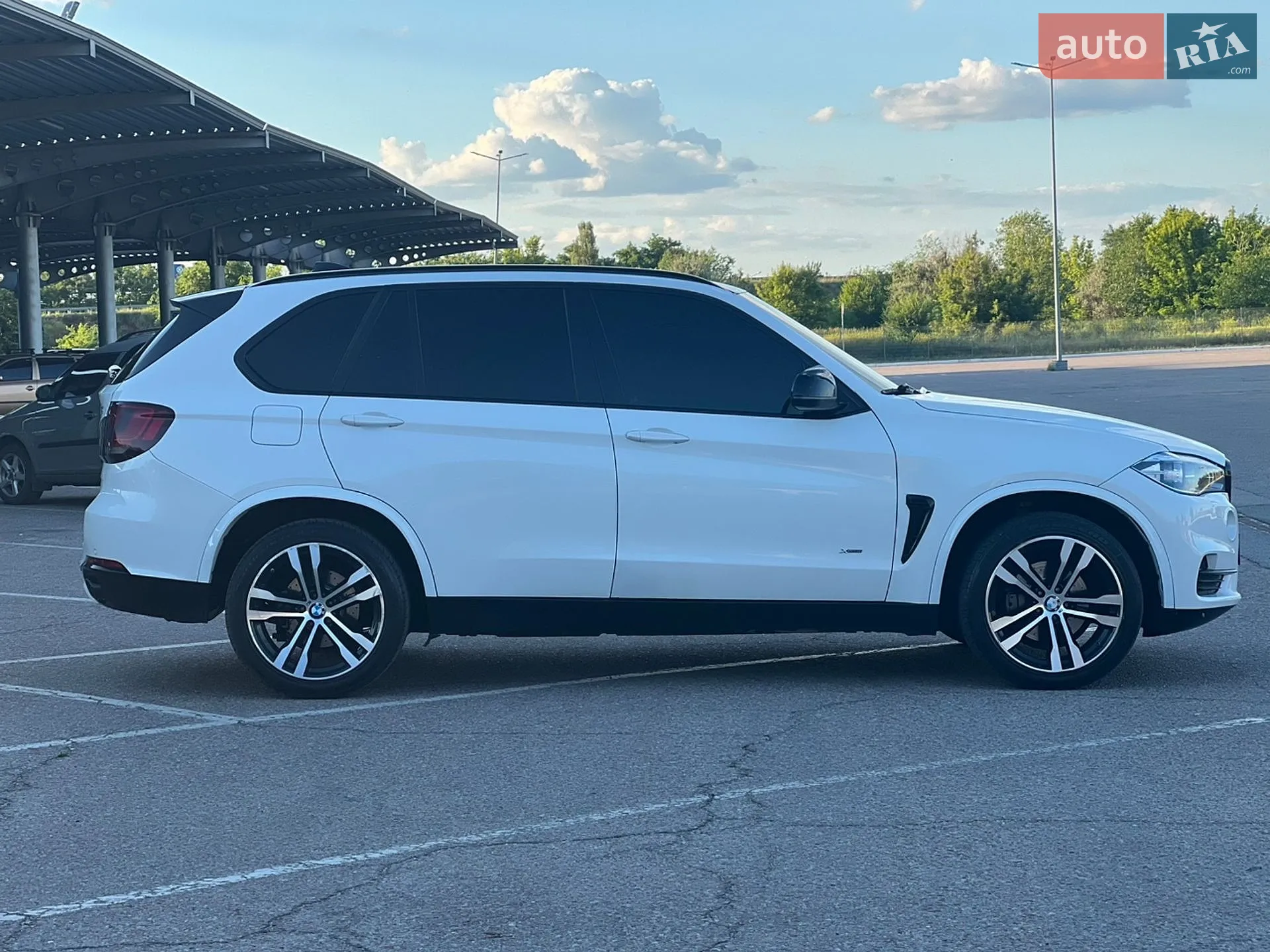 2015 BMW X5 - мініатюра 16