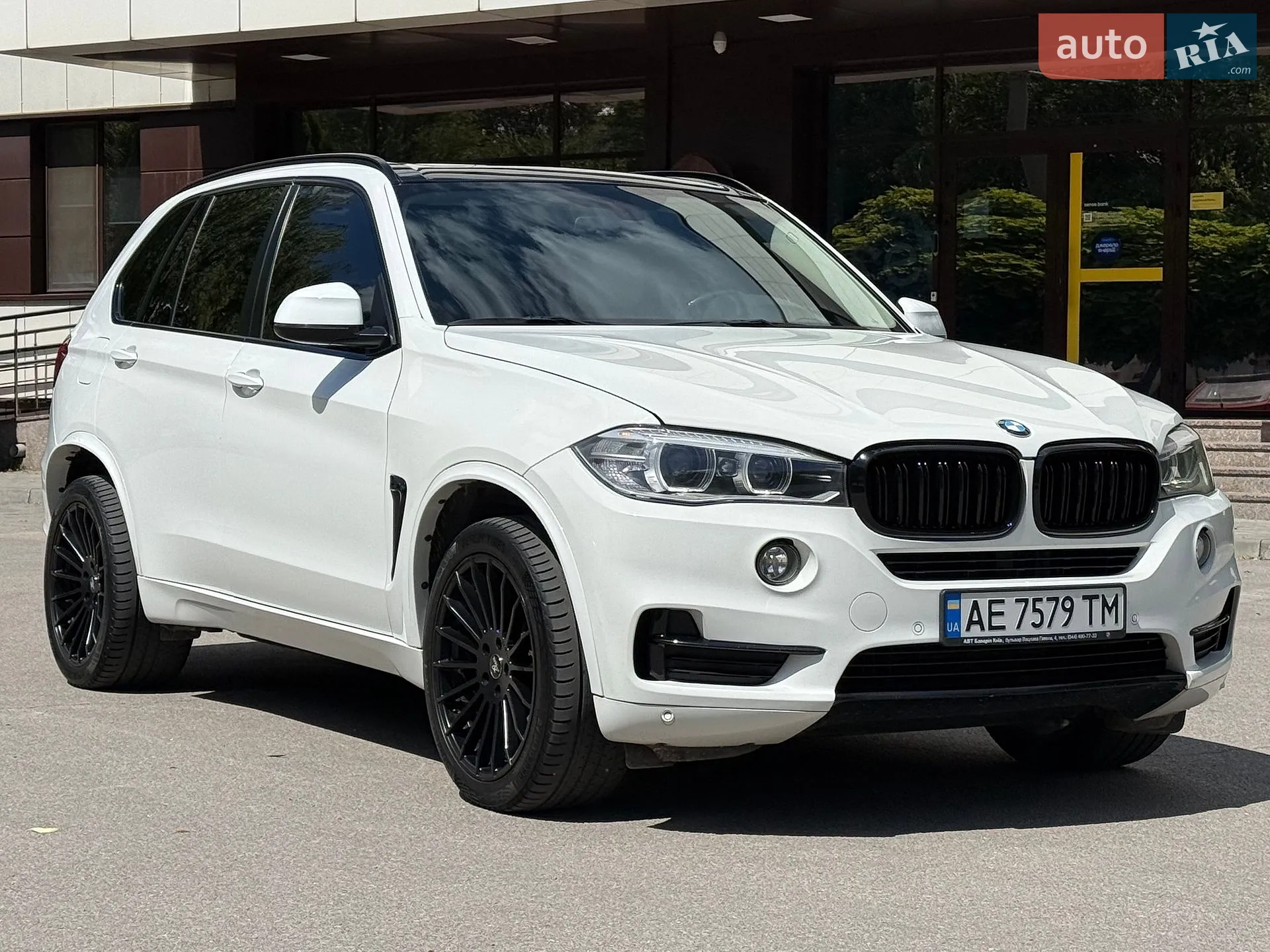 2015 BMW X5 - мініатюра 15