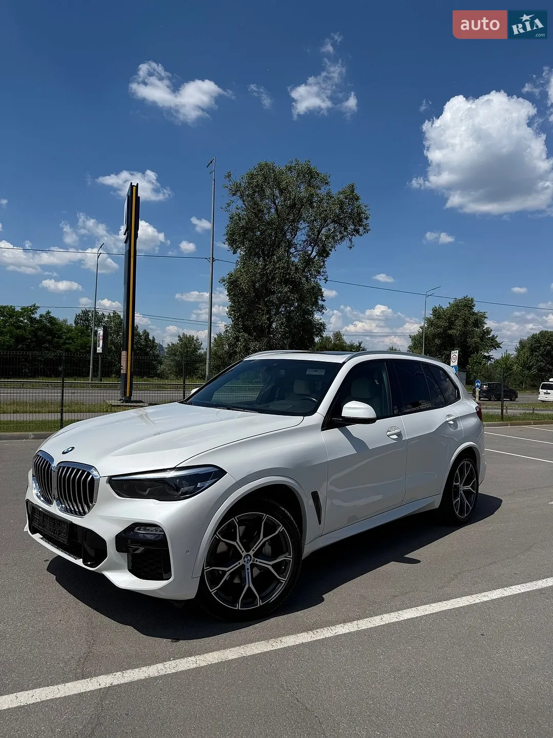 2019 BMW X5 - мініатюра 2