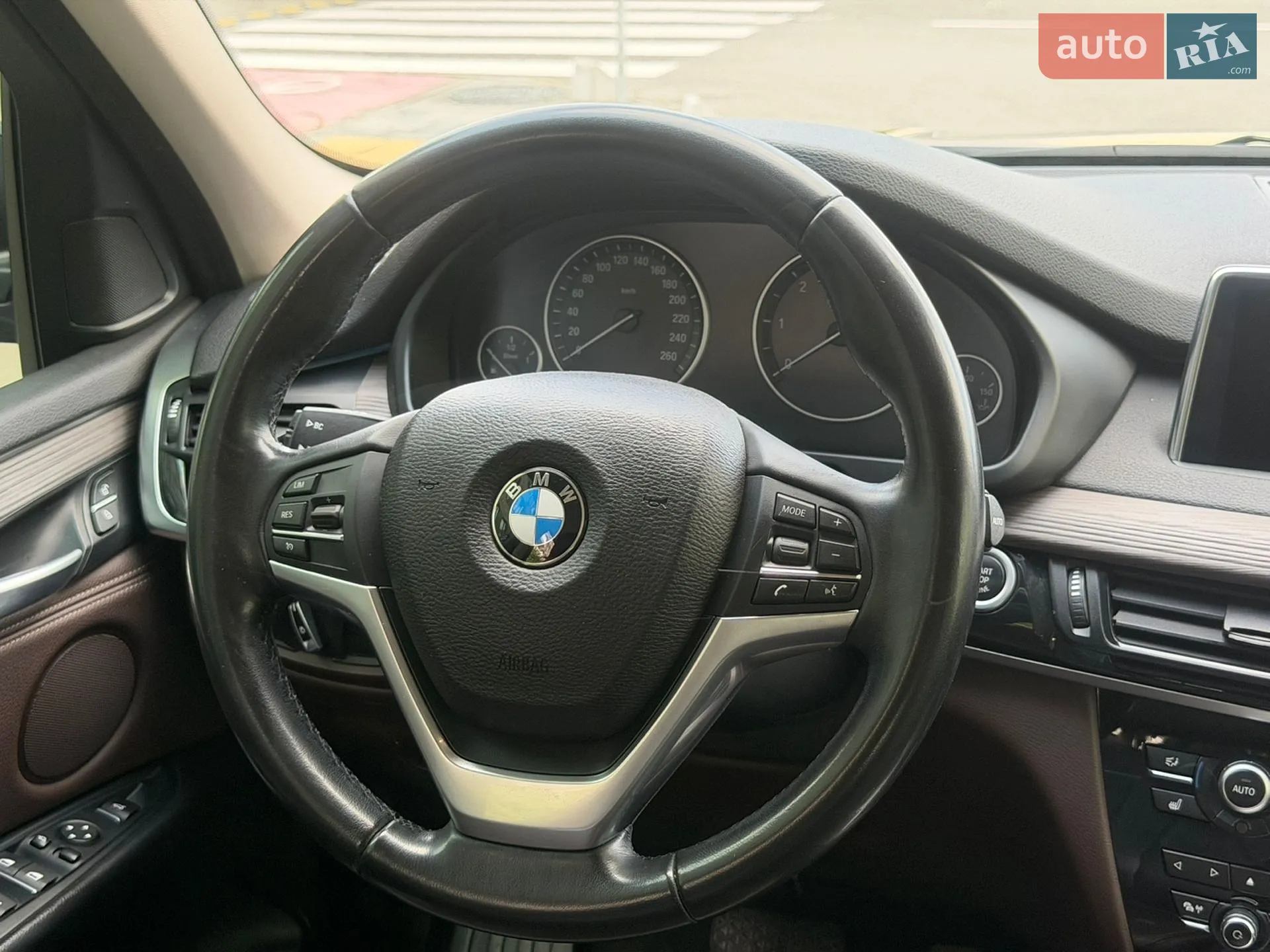 2016 BMW X5 - мініатюра 27