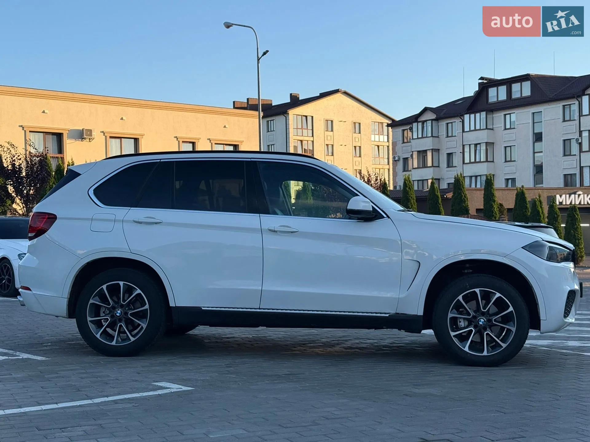 2015 BMW X5 - мініатюра 17