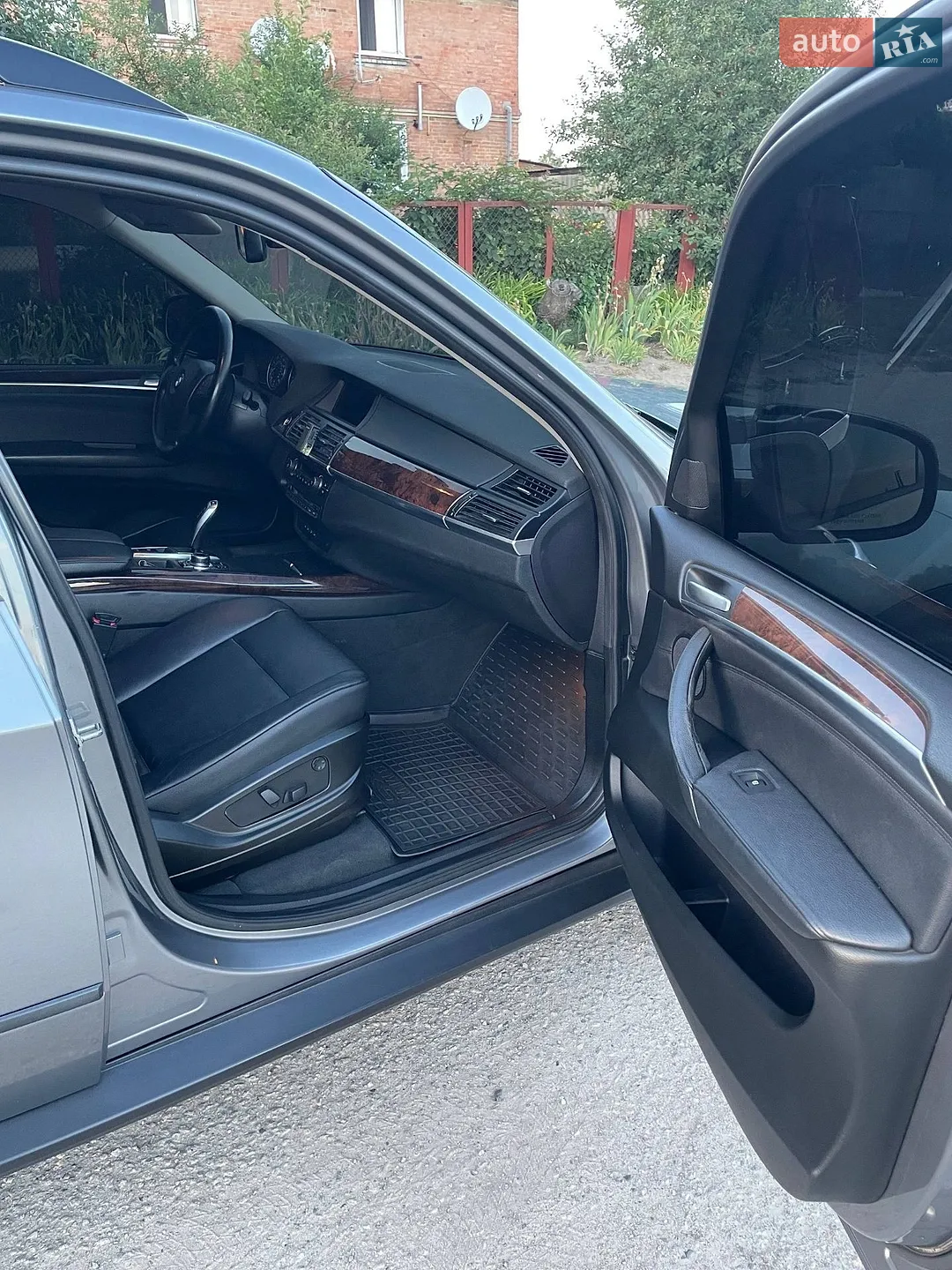 2010 BMW X5 - мініатюра 9