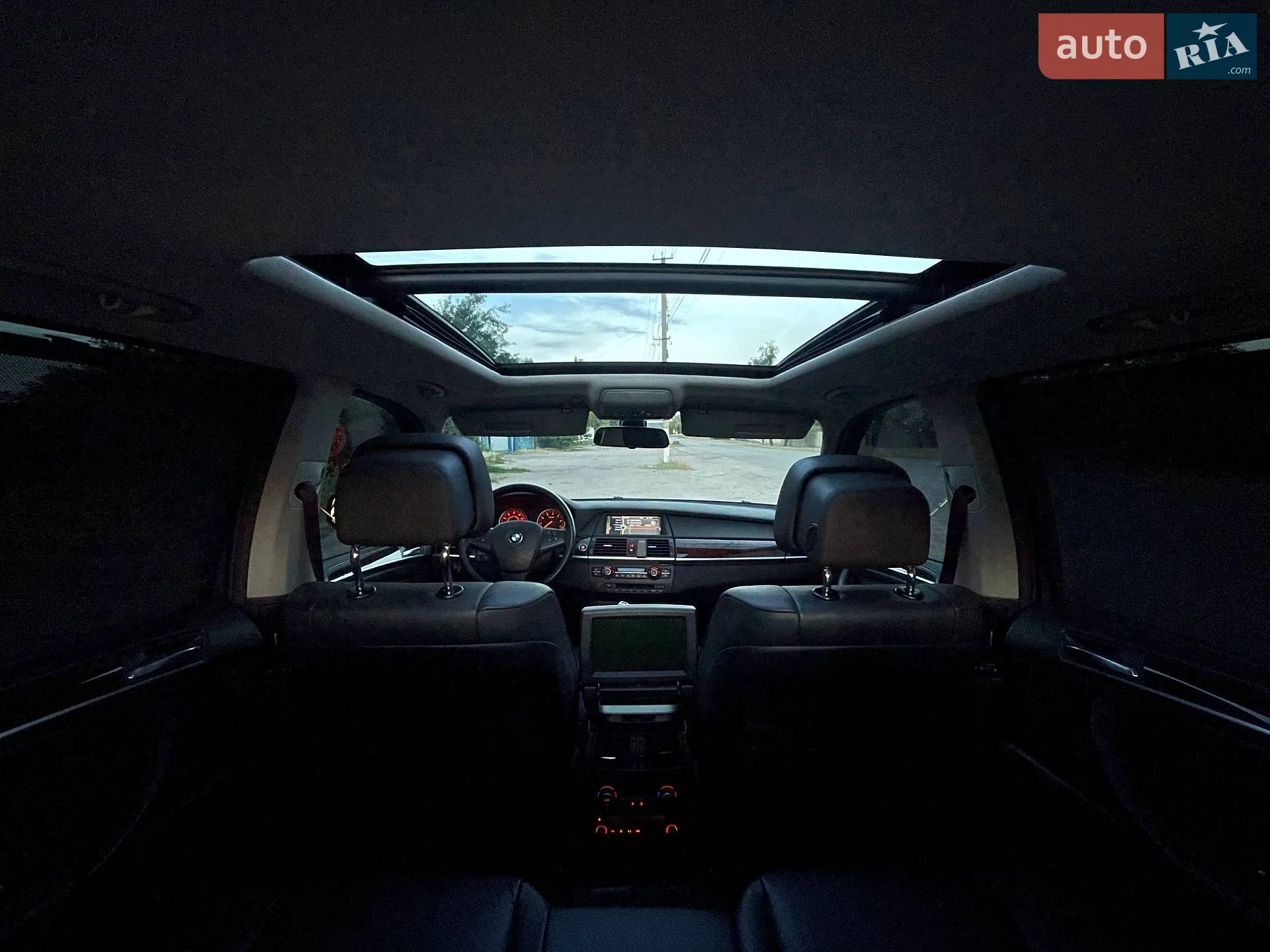2010 BMW X5 - мініатюра 12
