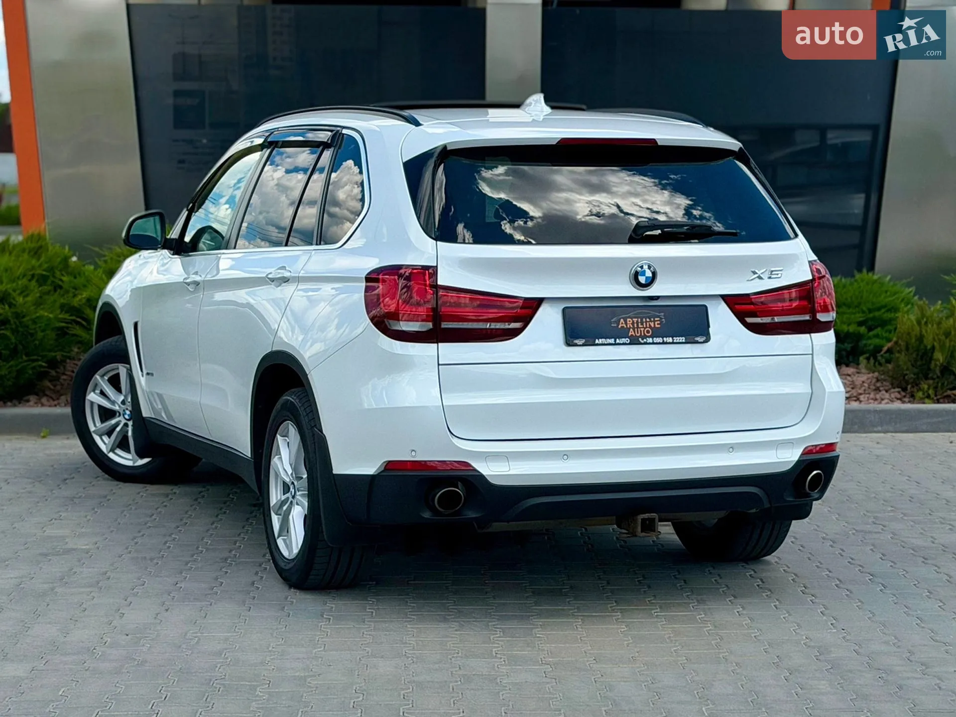 2015 BMW X5 - мініатюра 3