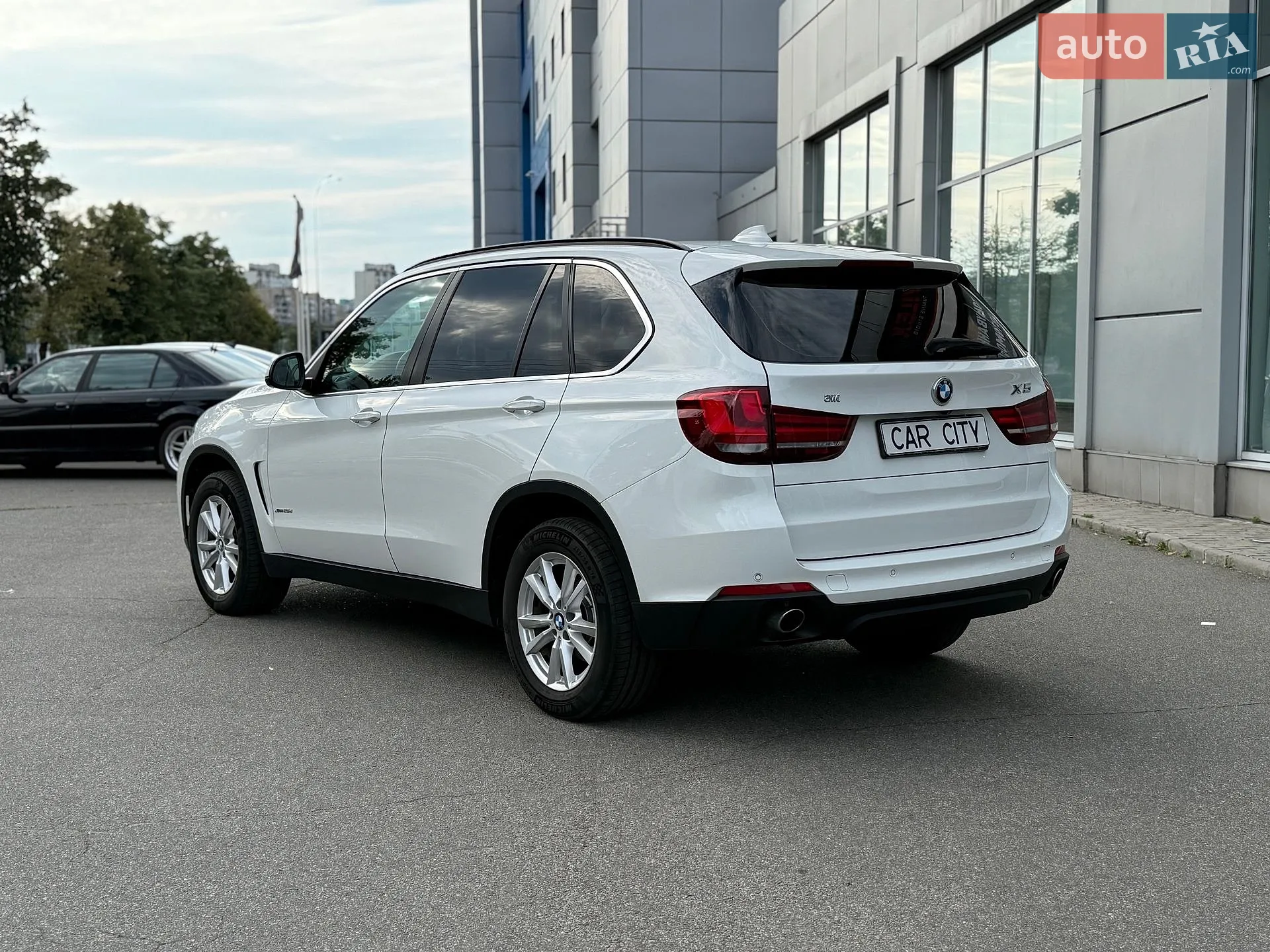 2018 BMW X5 - мініатюра 3